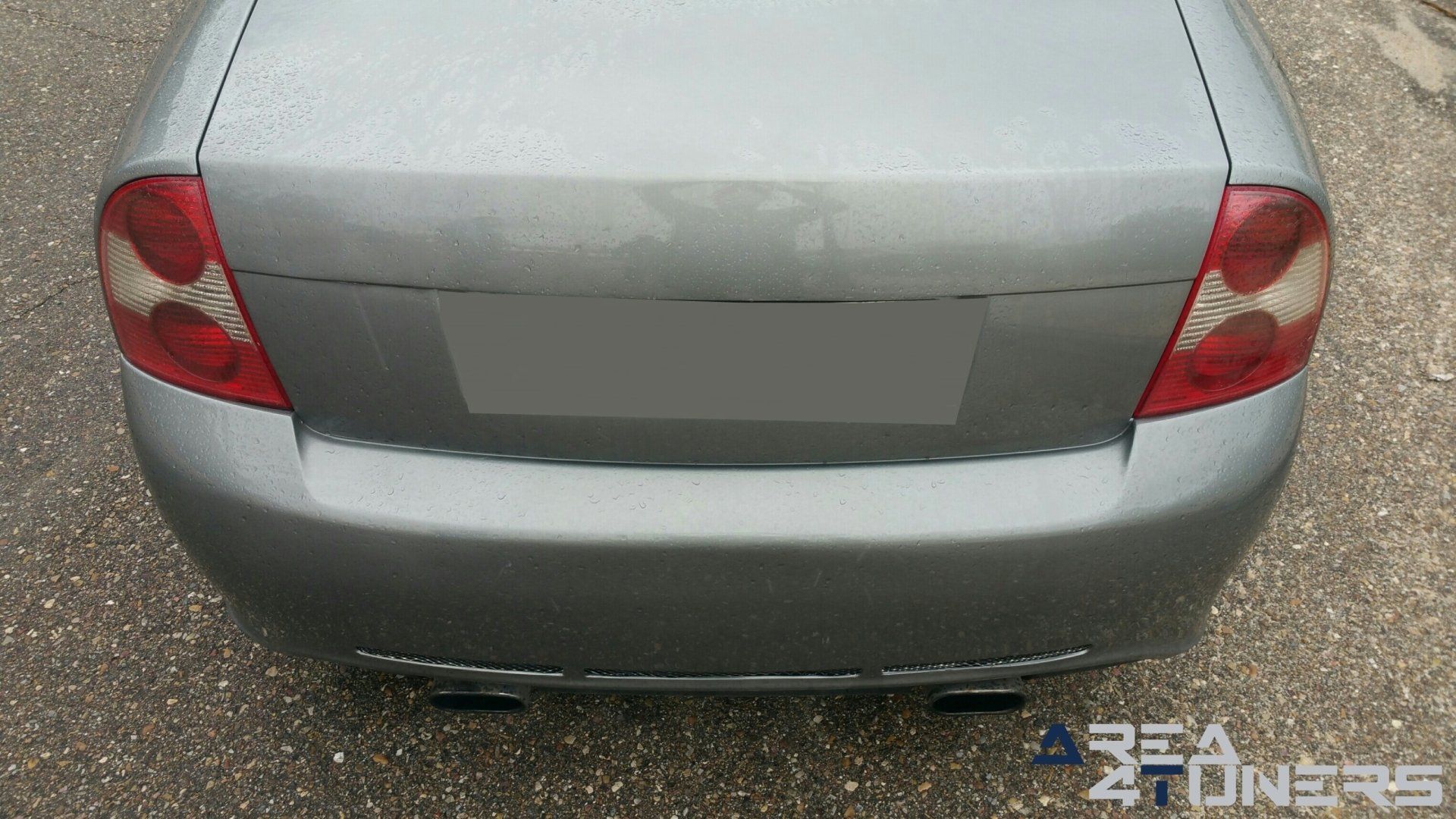 Imagen reportaje coche Tuning Vw Passat Madurez Imagen perteneciente al reportaje fotográfico de la revista Tuning de publicación diaria Area4tuners.es sobre un Vw Passat