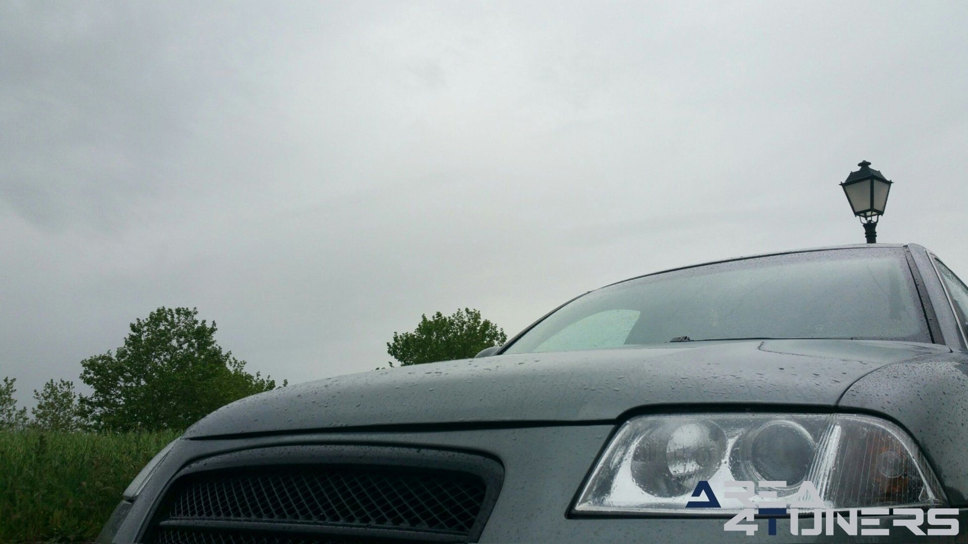 Imagen reportaje coche Tuning Vw Passat Madurez Imagen perteneciente al reportaje fotográfico de la revista Tuning de publicación diaria Area4tuners.es sobre un Vw Passat