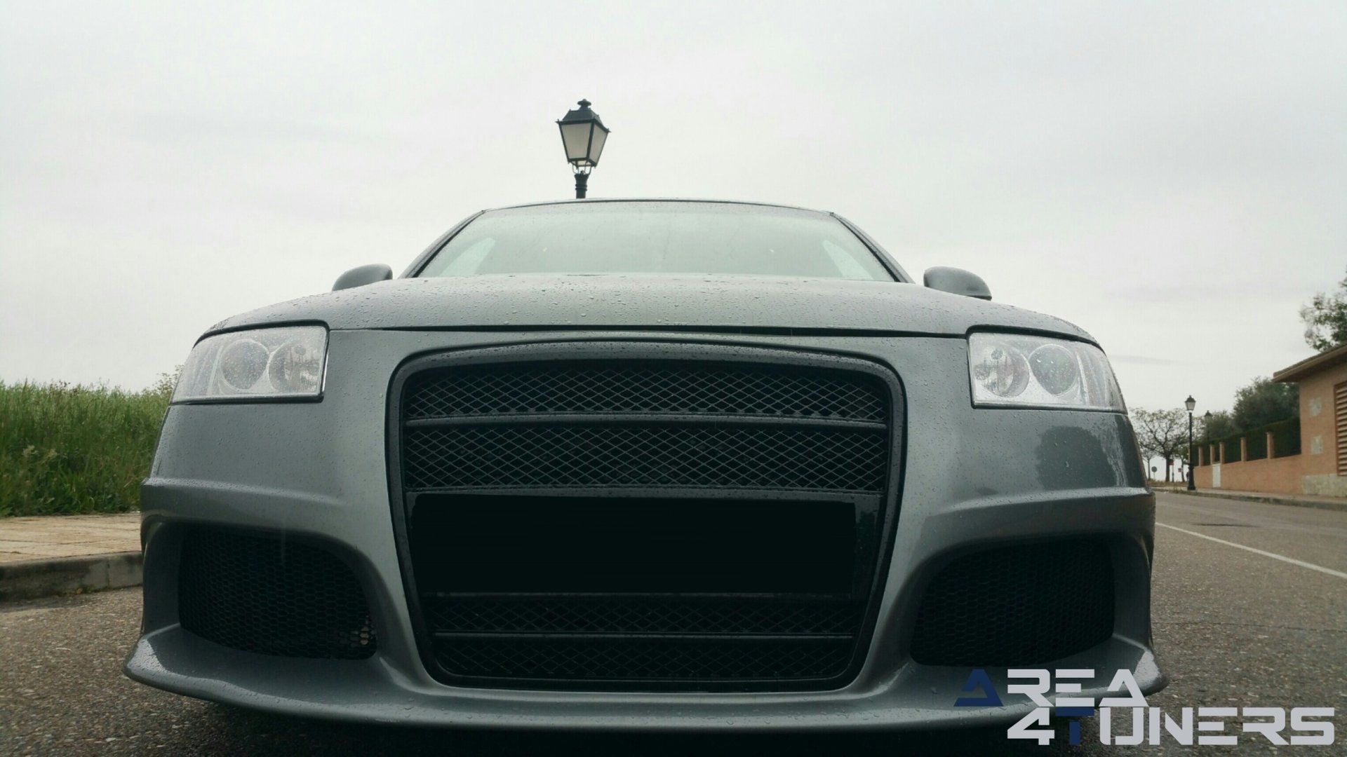 Imagen reportaje coche Tuning Vw Passat Madurez Imagen perteneciente al reportaje fotográfico de la revista Tuning de publicación diaria Area4tuners.es sobre un Vw Passat