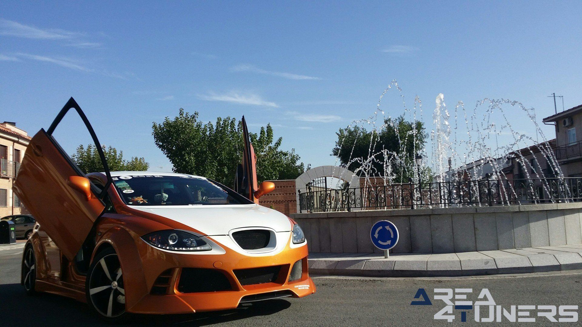 Imagen reportaje coche Tuning Seat León Ganador Tapado Imagen perteneciente al reportaje de coche Tuning, de la revista Area4tuners.es sobre un Seat León