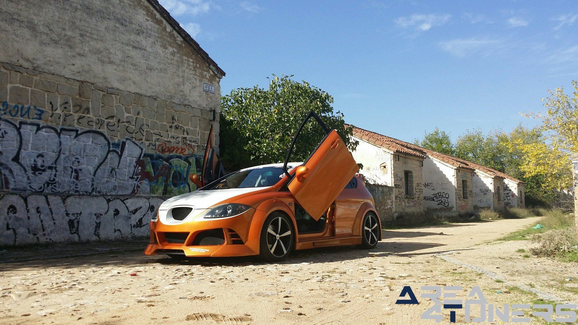 Imagen reportaje coche Tuning Seat León Ganador Tapado Imagen perteneciente al reportaje de coche Tuning, de la revista Area4tuners.es sobre un Seat León