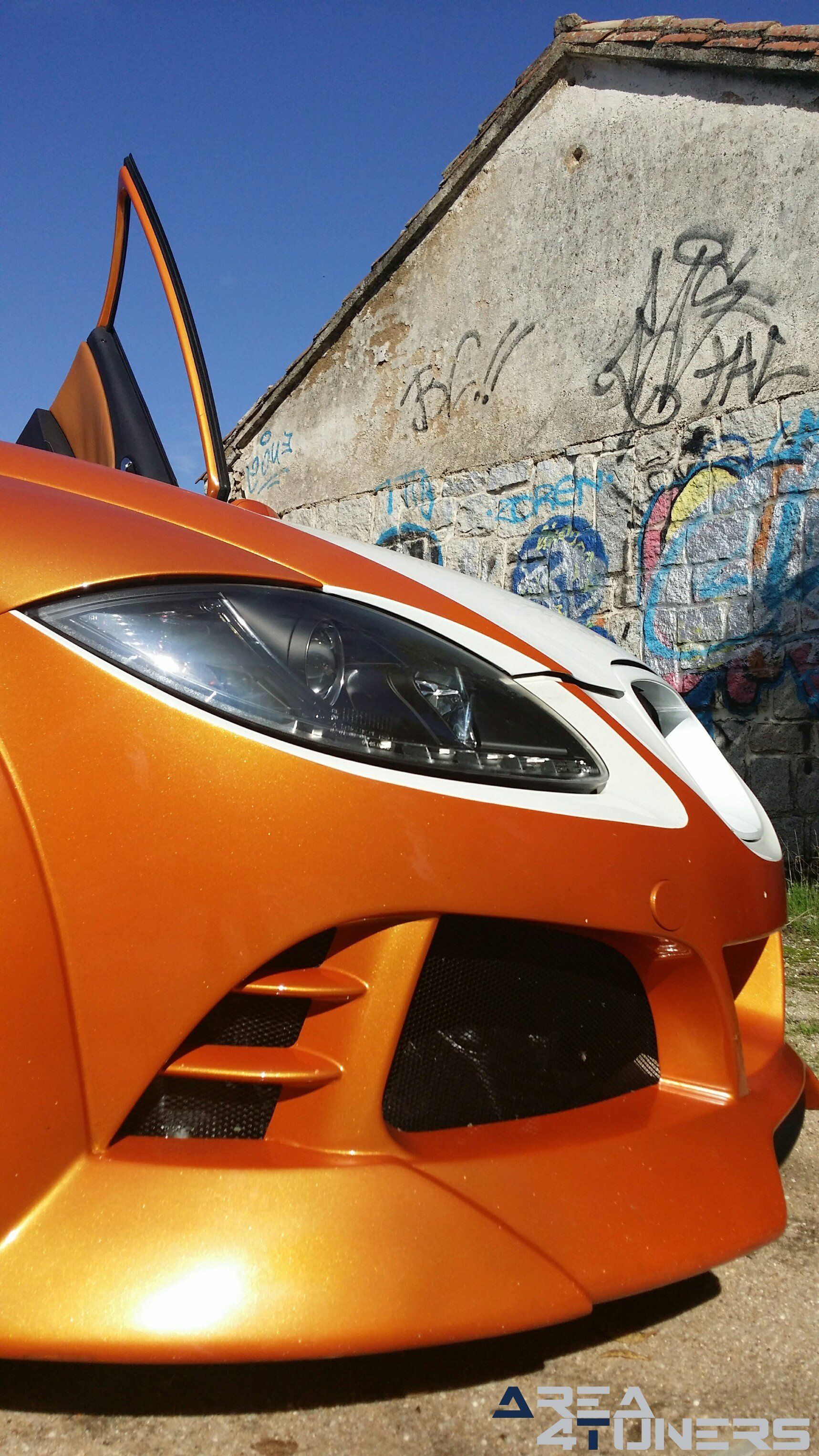 Imagen reportaje coche Tuning Seat León Ganador Tapado Imagen perteneciente al reportaje de coche Tuning, de la revista Area4tuners.es sobre un Seat León