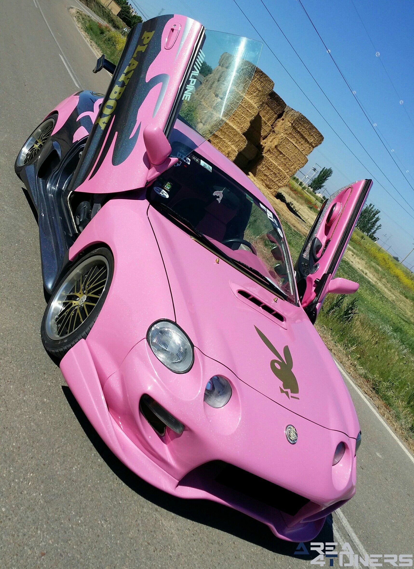 Imagen reportaje coche Tuning Toyota Celica Playboy Imagen perteneciente al reportaje de coche Tuning, de la revista Area4tuners.es sobre un Toyota Celica