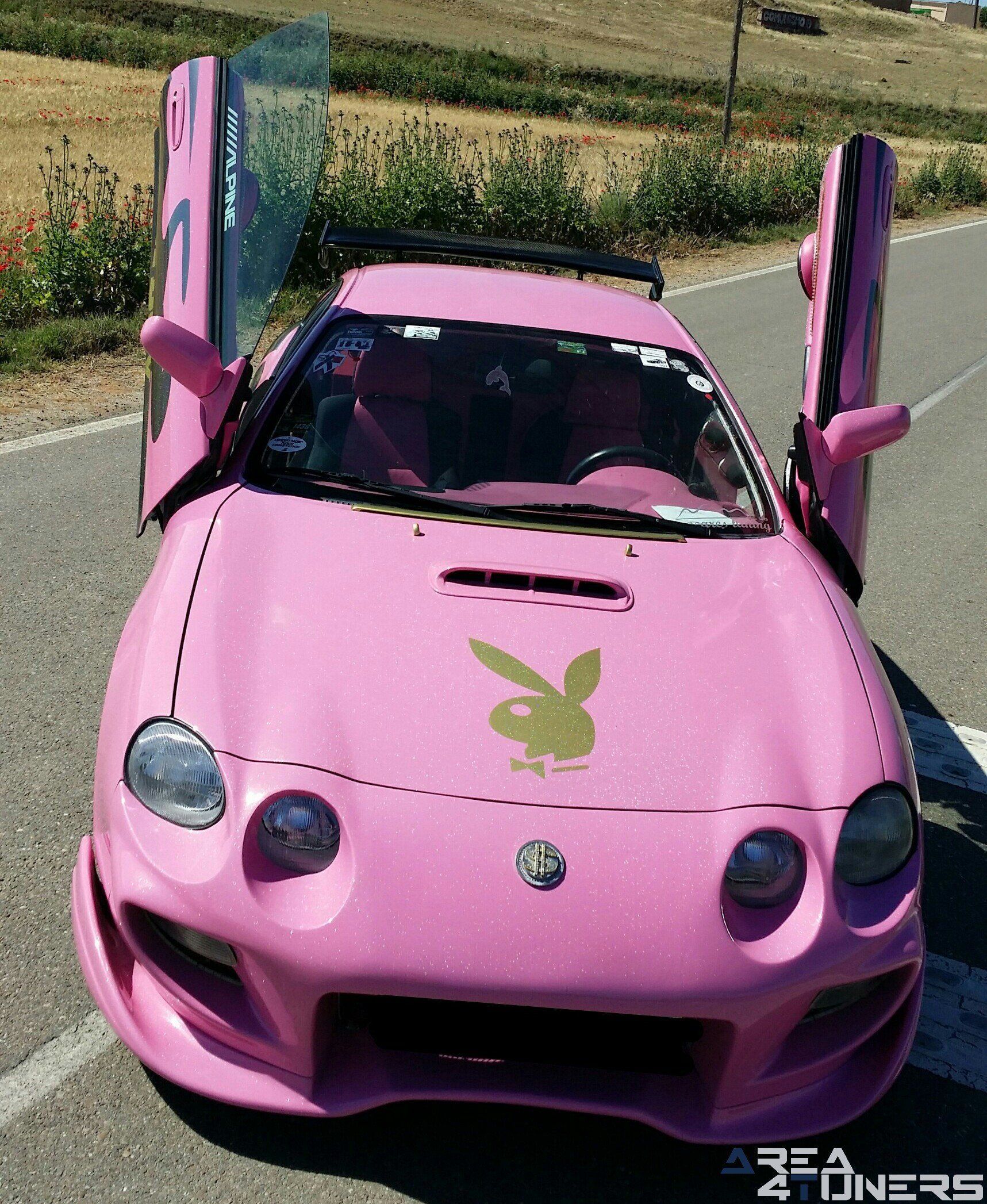 Imagen reportaje coche Tuning Toyota Celica Playboy Imagen perteneciente al reportaje de coche Tuning, de la revista Area4tuners.es sobre un Toyota Celica