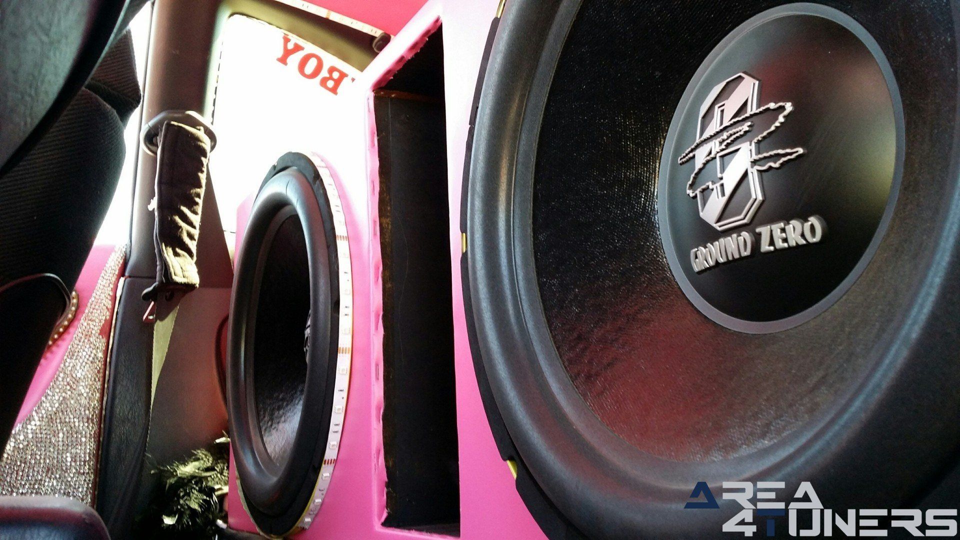 Imagen reportaje coche Tuning Toyota Celica Playboy Imagen perteneciente al reportaje de coche Tuning, de la revista Area4tuners.es sobre un Toyota Celica