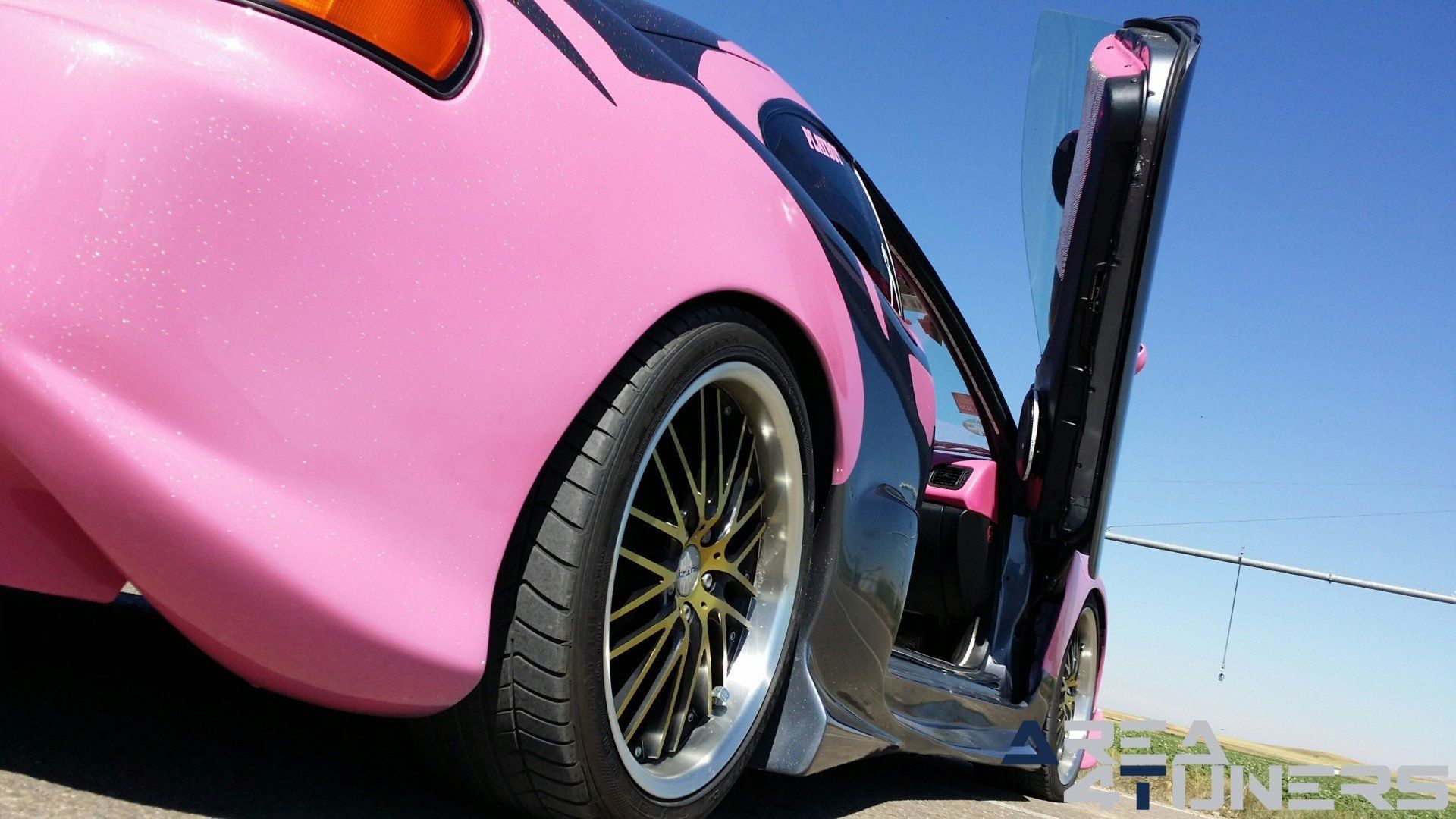 Imagen reportaje coche Tuning Toyota Celica Playboy Imagen perteneciente al reportaje de coche Tuning, de la revista Area4tuners.es sobre un Toyota Celica