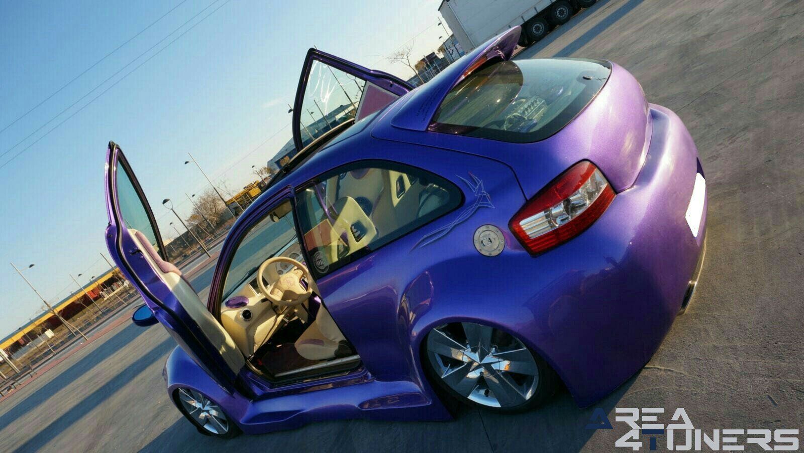 Imagen reportaje coche Tuning Mg Zr Curvas Infinitas Imagen perteneciente al reportaje de coche Tuning, de la revista Area4tuners.es sobre un Mg Zr