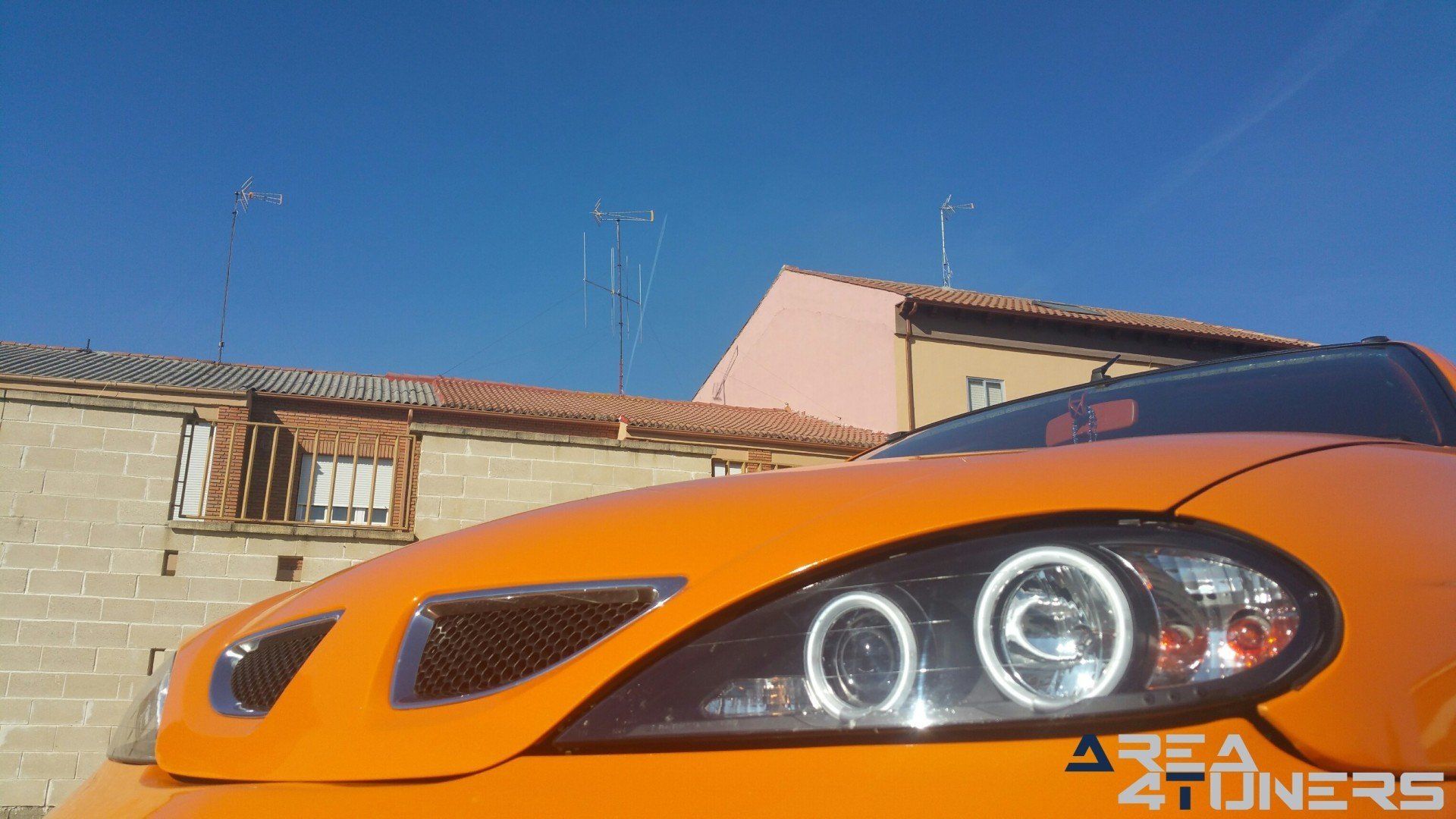 Imagen perteneciente al reportaje de coche Tuning, de la revista Area4tuners.es sobre un Renault Megane