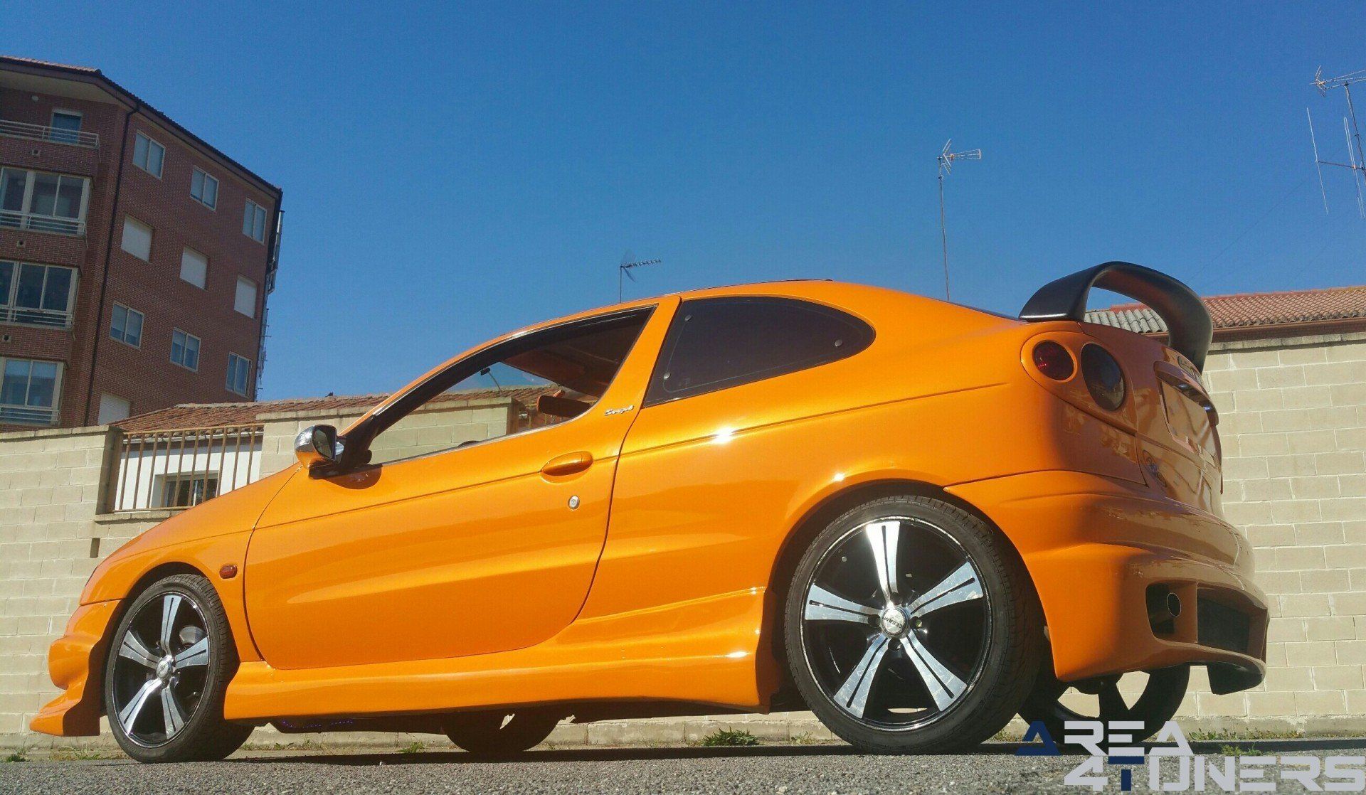 Imagen perteneciente al reportaje de coche Tuning, de la revista Area4tuners.es sobre un Renault Megane