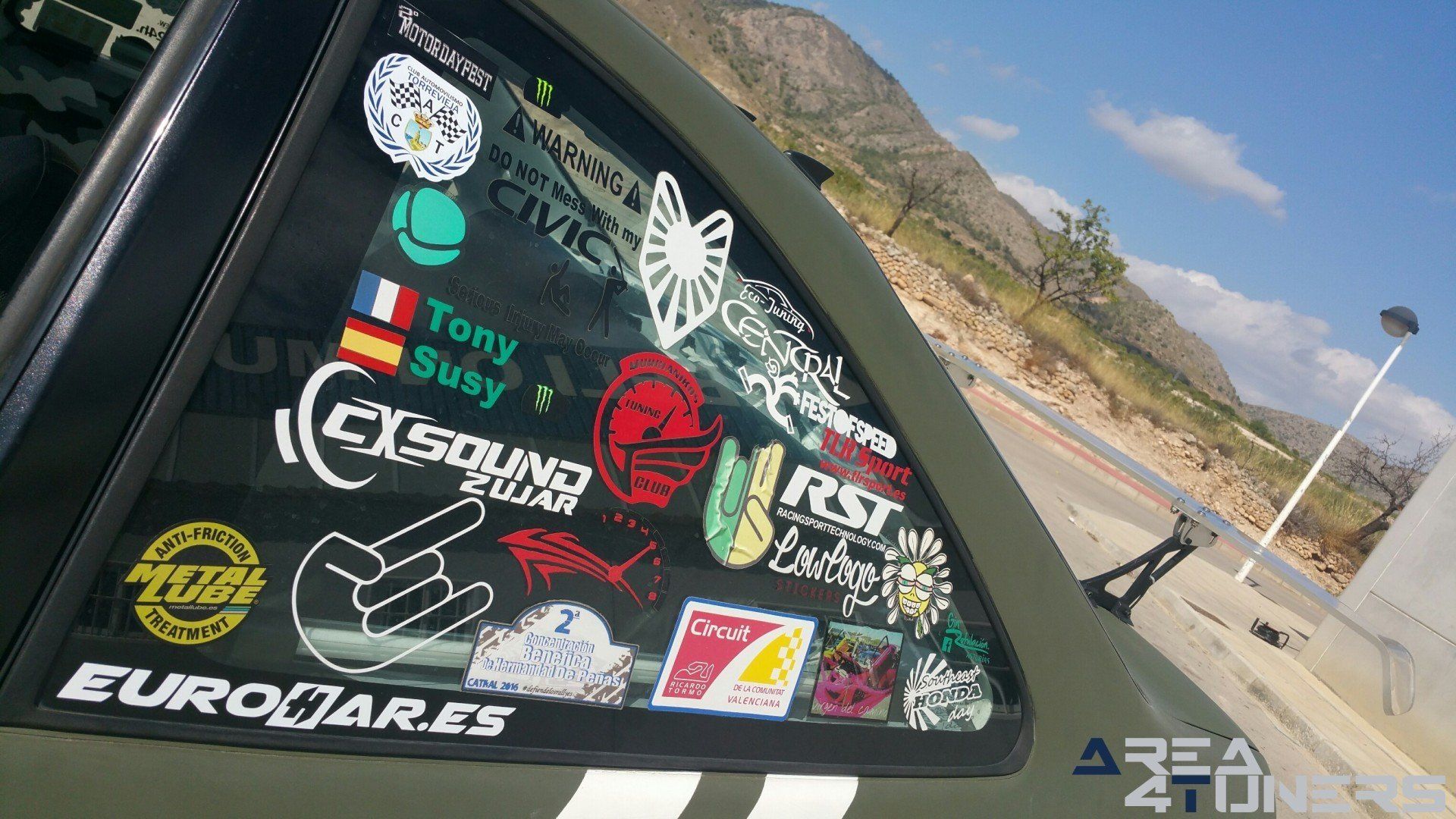 Imagen reportaje coche Tuning Honda Civic Coupé Kamikaze Imagen perteneciente al reportaje de coche Tuning, de la revista Area4tuners.es sobre un Honda Civic