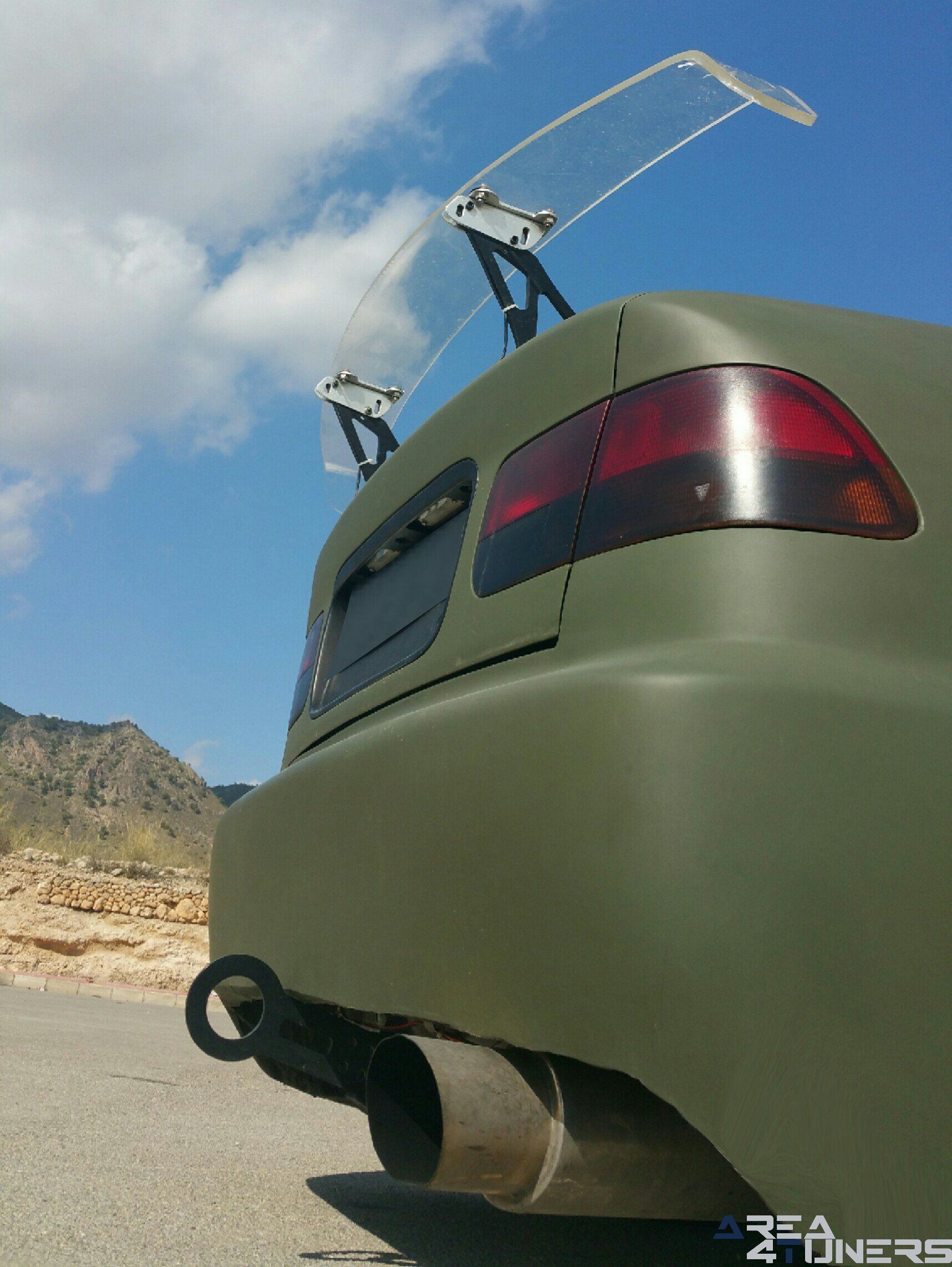 Imagen reportaje coche Tuning Honda Civic Coupé Kamikaze Imagen perteneciente al reportaje de coche Tuning, de la revista Area4tuners.es sobre un Honda Civic