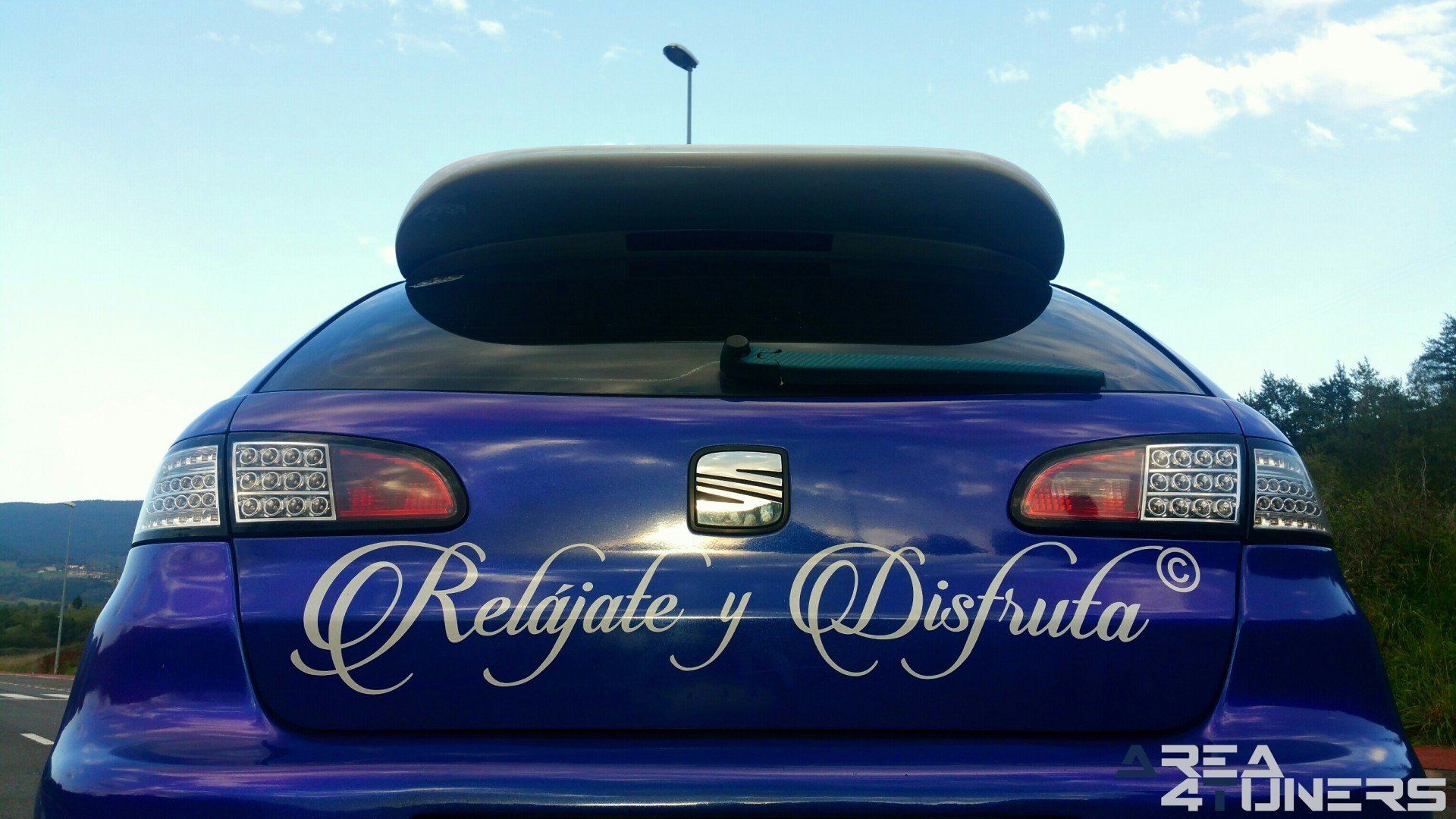 Imagen reportaje coche Tuning Seat Ibiza Relájate Y Disfruta Imagen perteneciente al reportaje fotográfico de la revista Tuning de publicación diaria Area4tuners.es sobre un Seat Ibiza