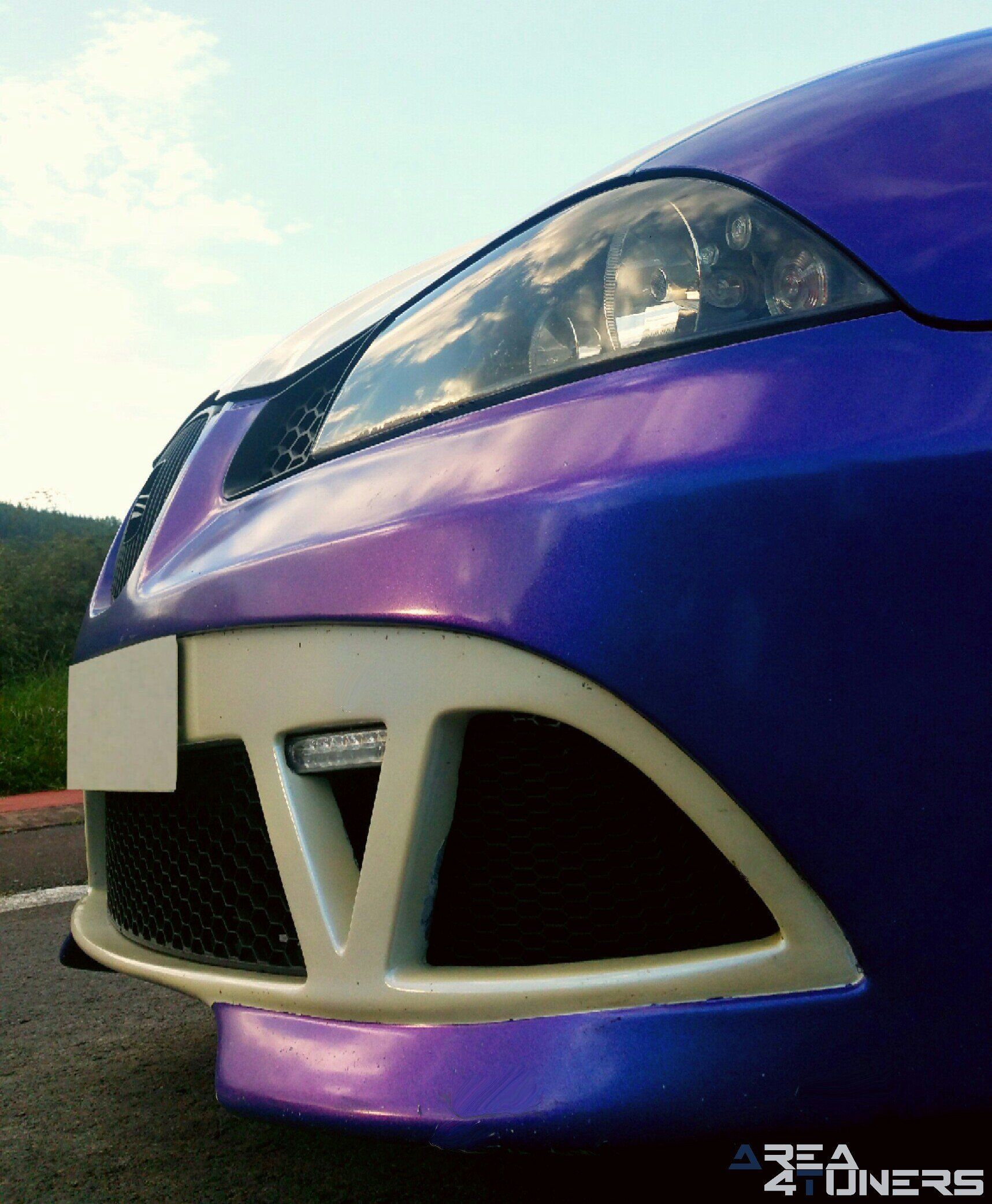 Imagen reportaje coche Tuning Seat Ibiza Relájate Y Disfruta Imagen perteneciente al reportaje fotográfico de la revista Tuning de publicación diaria Area4tuners.es sobre un Seat Ibiza