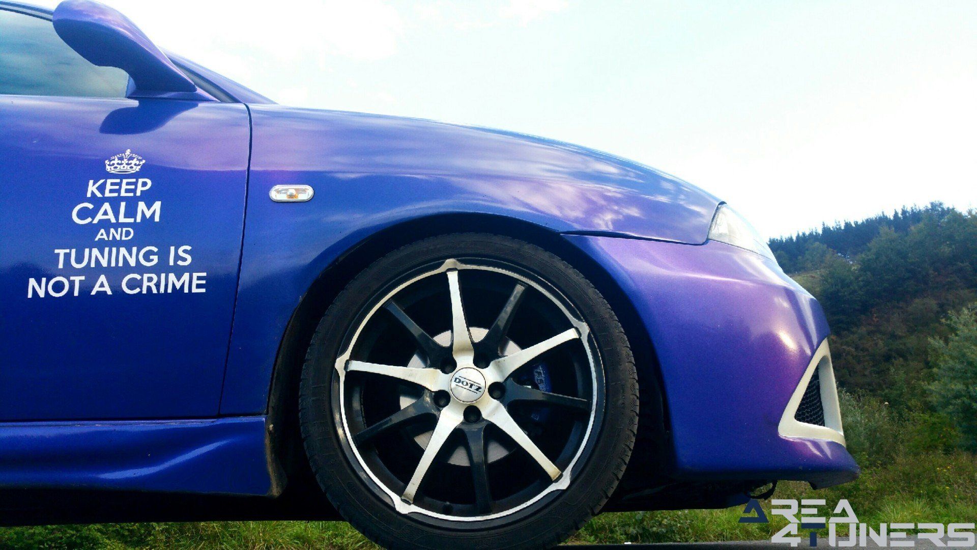 Imagen reportaje coche Tuning Seat Ibiza Relájate Y Disfruta Imagen perteneciente al reportaje fotográfico de la revista Tuning de publicación diaria Area4tuners.es sobre un Seat Ibiza