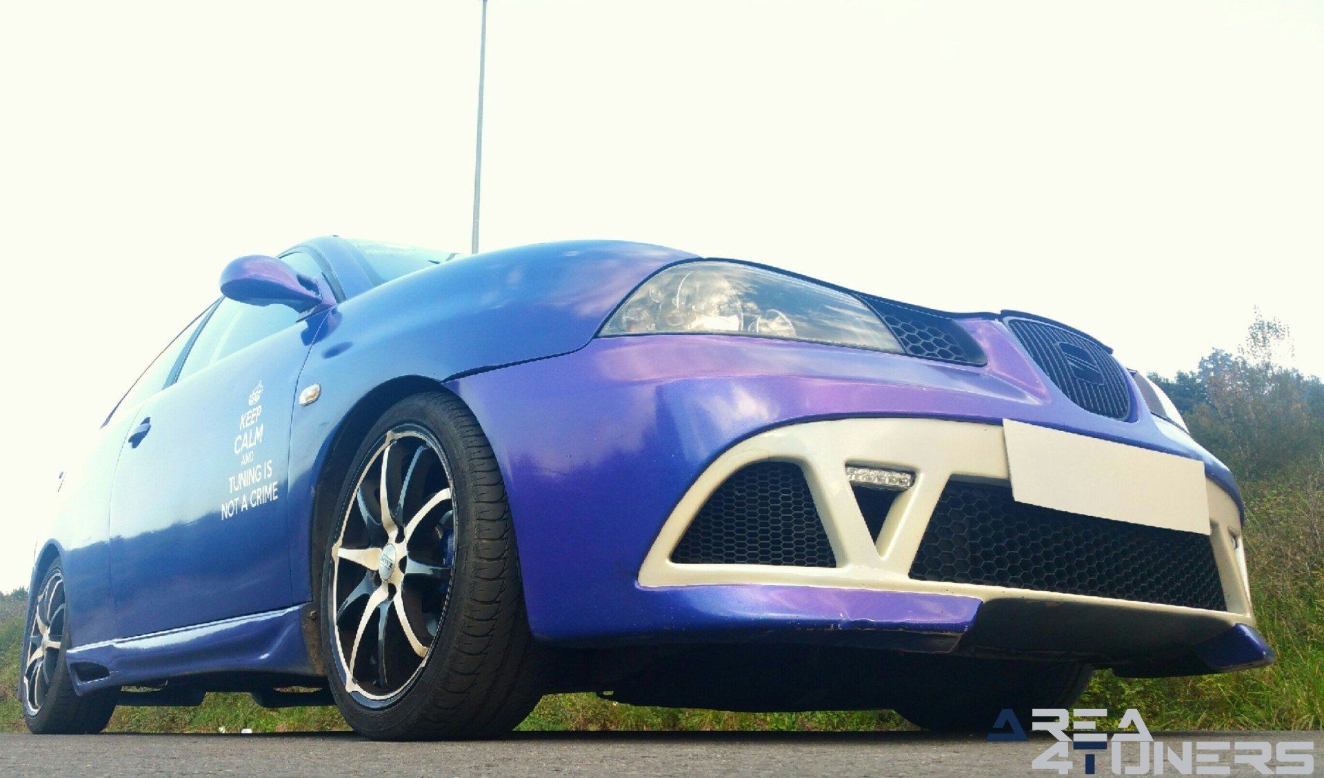 Imagen perteneciente al reportaje fotográfico de la revista Tuning de publicación diaria Area4tuners.es sobre un Seat Ibiza