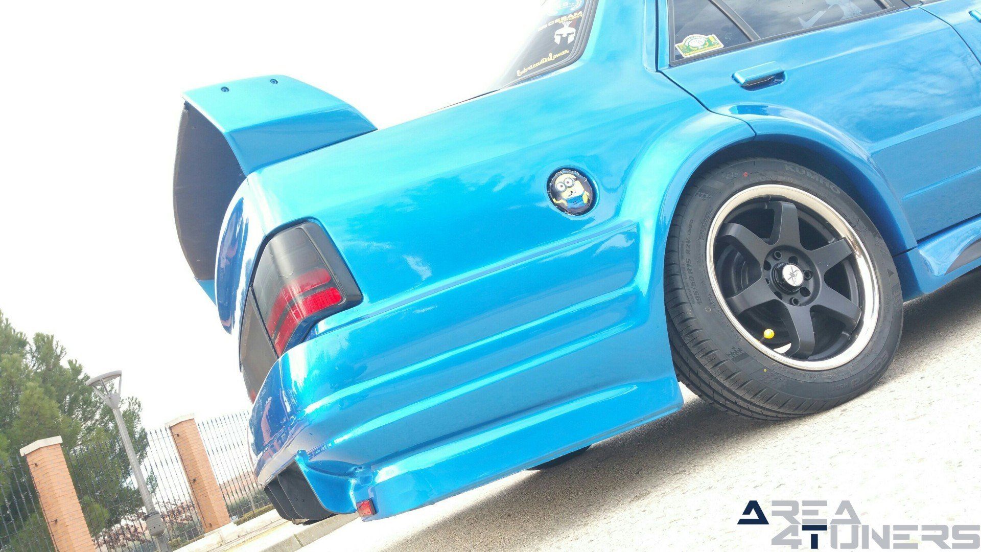 Imagen reportaje coche Tuning Ford Orión Constelación Orión Imagen perteneciente al reportaje fotográfico de la revista Tuning de publicación diaria Area4tuners.es sobre un Ford Orión