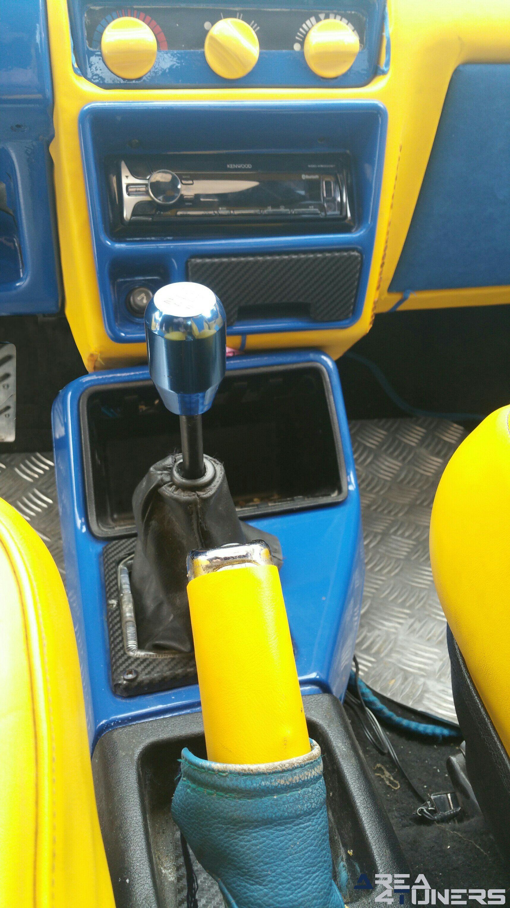 Imagen reportaje coche Tuning Ford Orión Constelación Orión Imagen perteneciente al reportaje fotográfico de la revista Tuning de publicación diaria Area4tuners.es sobre un Ford Orión