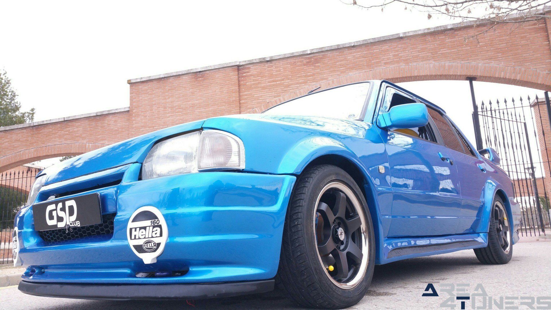 Imagen reportaje coche Tuning Ford Orión Constelación Orión Imagen perteneciente al reportaje fotográfico de la revista Tuning de publicación diaria Area4tuners.es sobre un Ford Orión