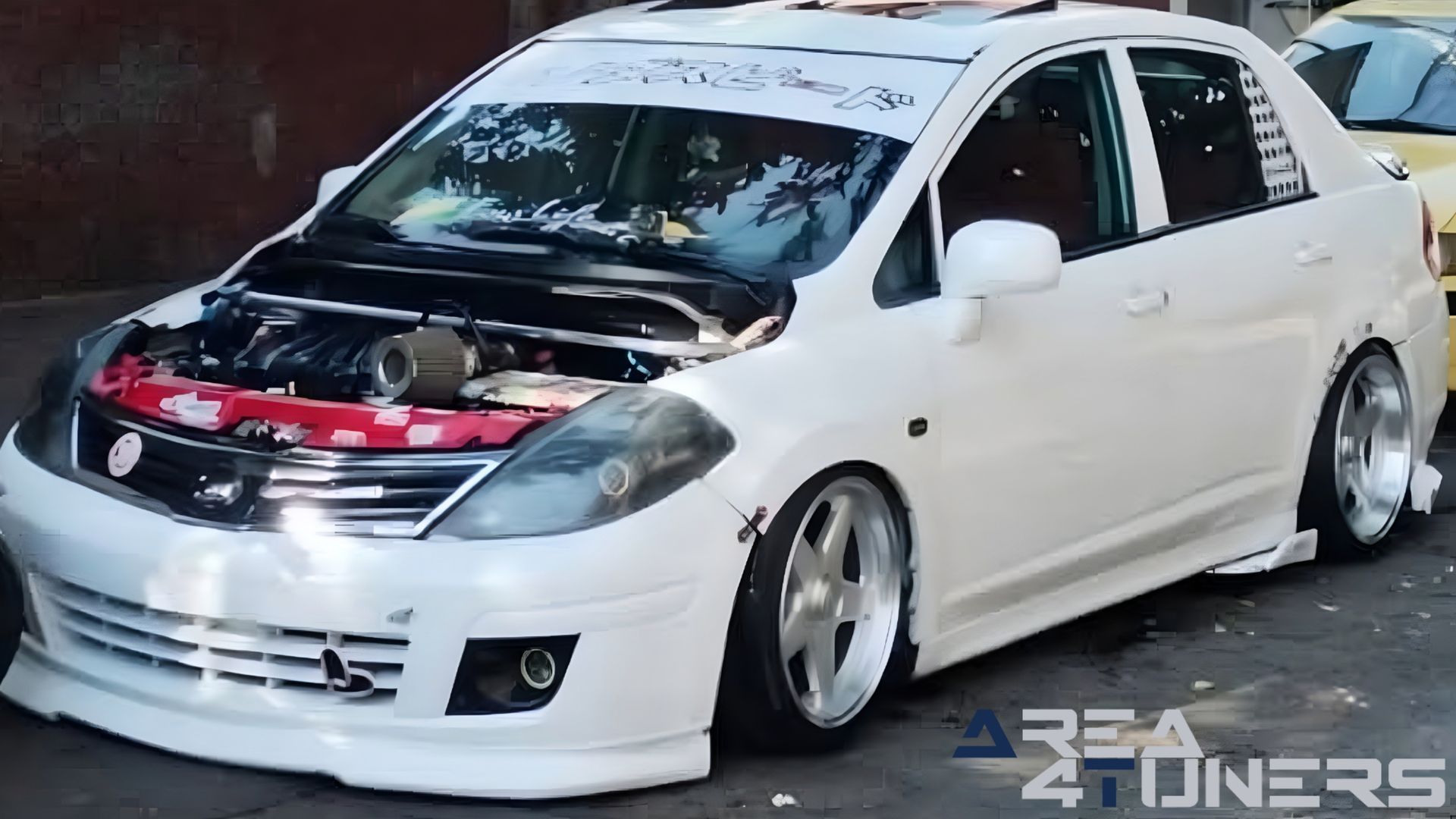 Imagen de la publicación diaria en Area4tuners.es Imagen de la publicación diaria sobre coches Tuning en la revista Tuning Area4tuners.es