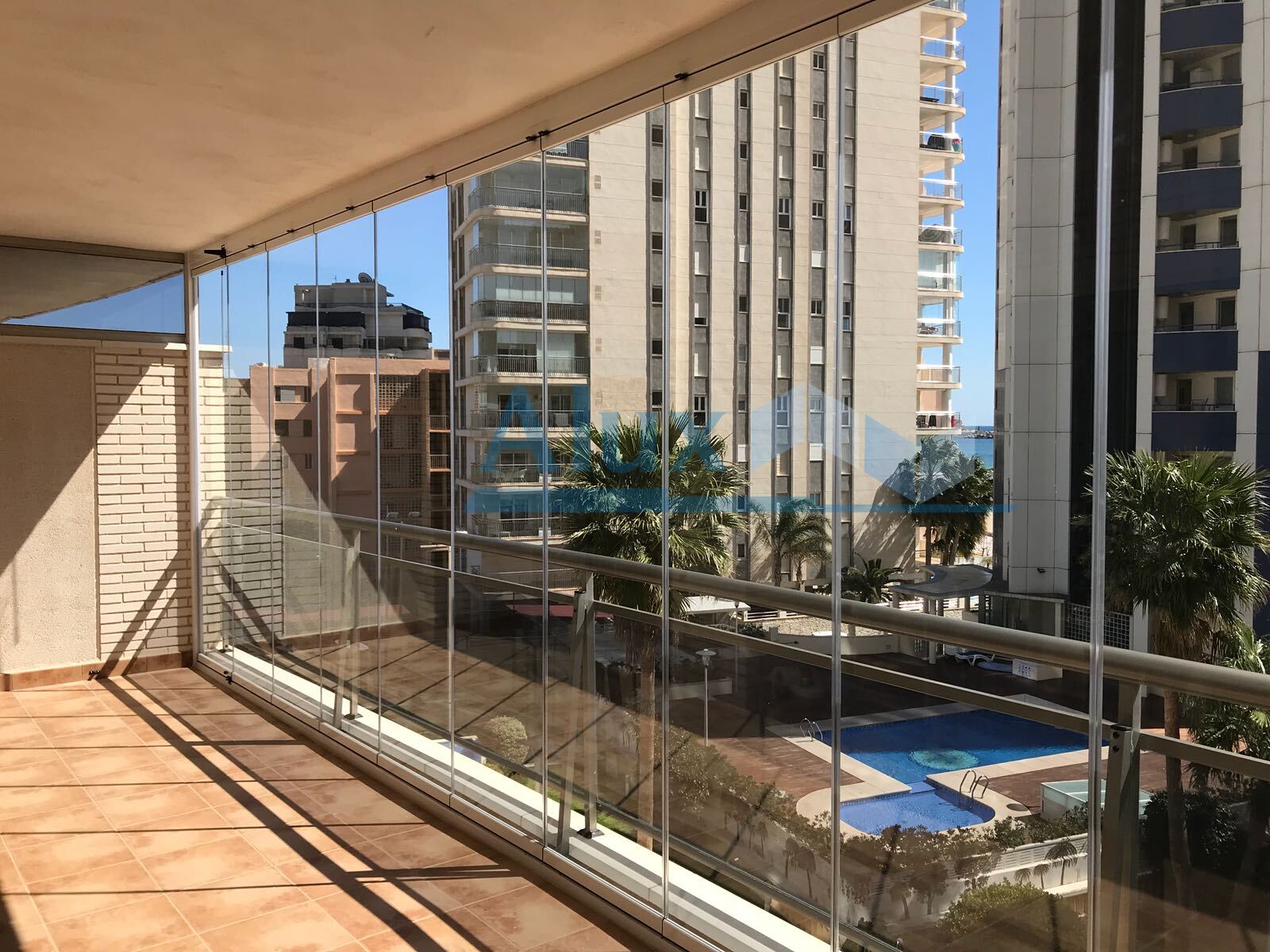 Cerramiento de cristal en Calpe