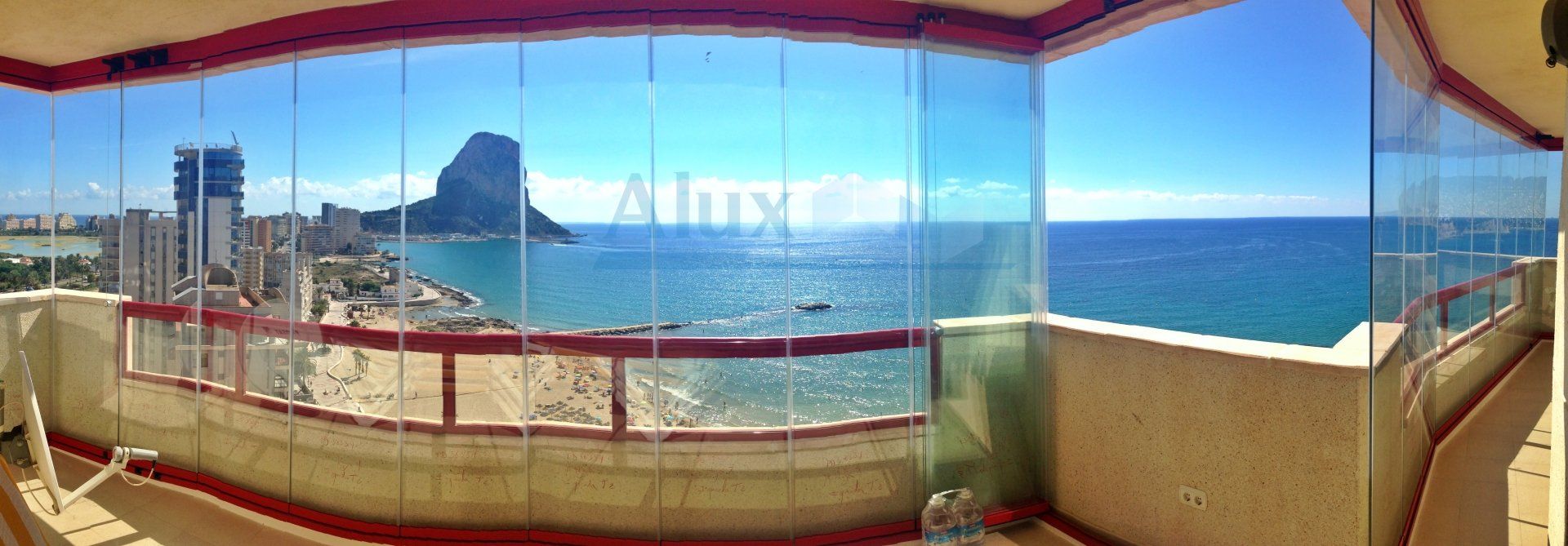 Cortina de cristal en Calpe, Alicante