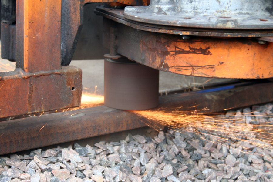 Zum Produktionsprogramm Schienenschleifen (hier klicken) STELLA Schienenschleifen