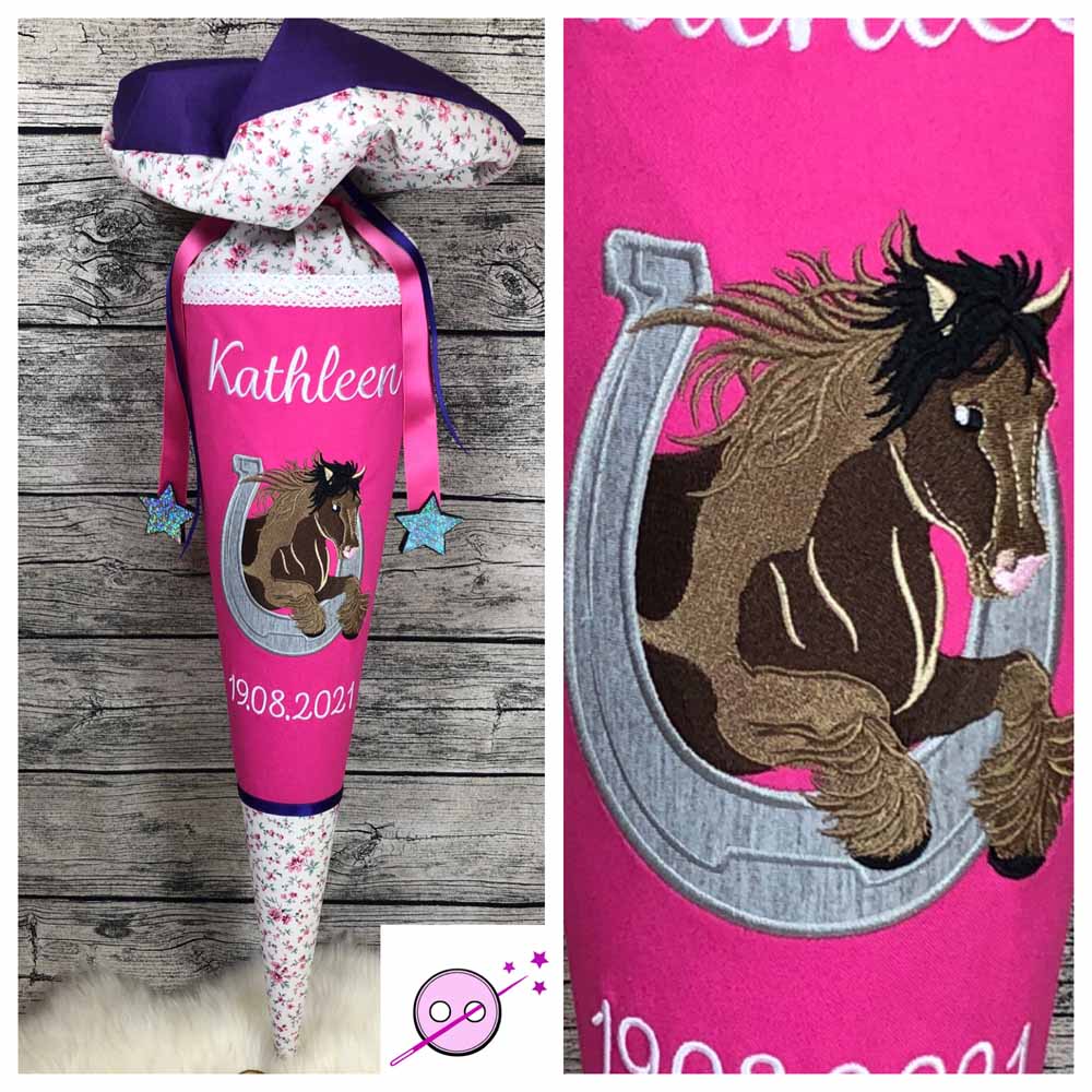 Pferd springt durch Hufeinsen Schultüte, Pferde Zuckertüte