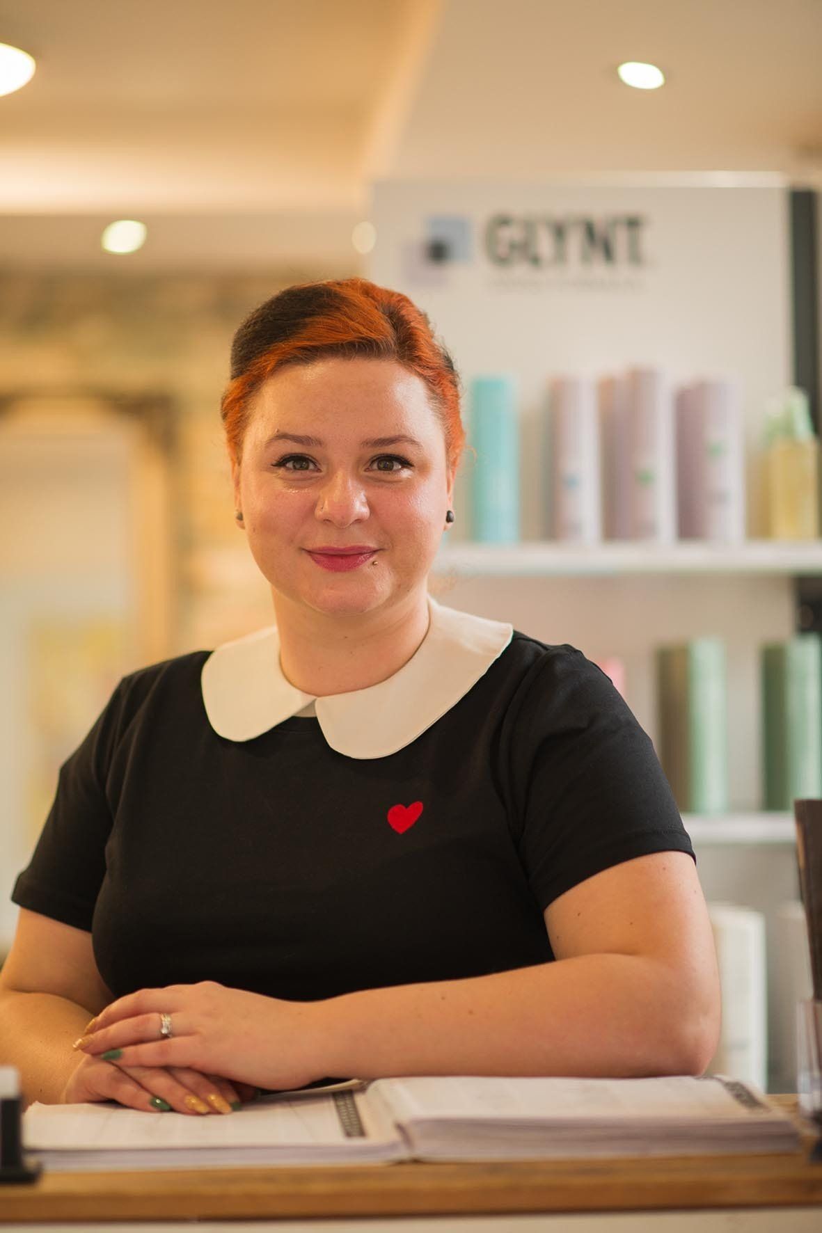 Snezana Capurelovic-Piske , INhaberin von SC HAIRDESIGN , dem Friseur in Steinmauern