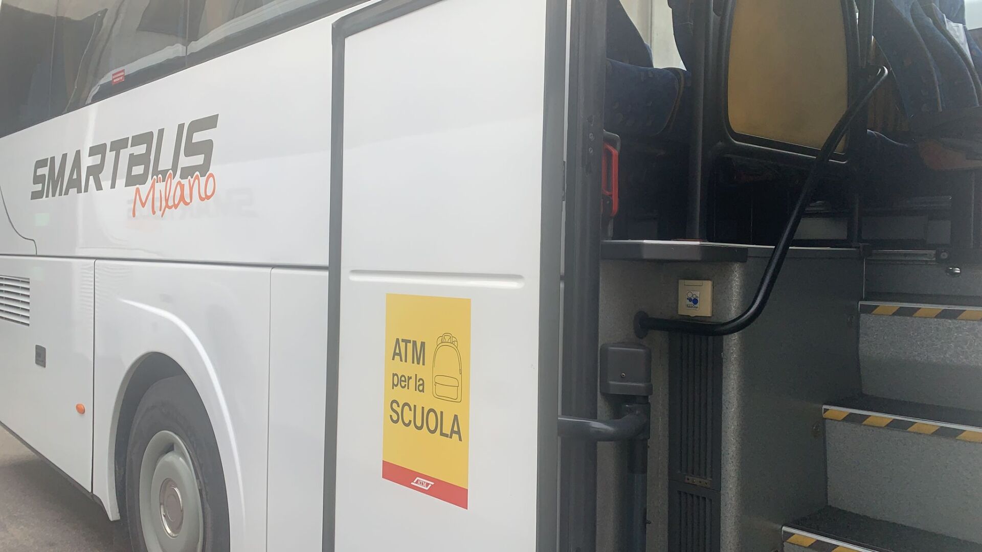 SmartBus con ATM per la Scuola