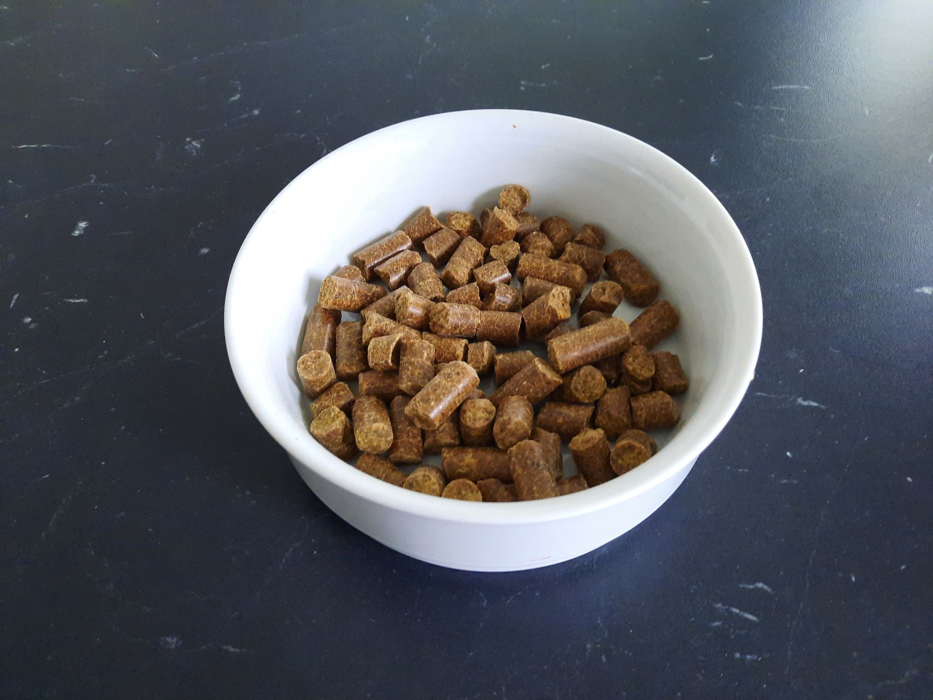 RyDog Fleischflocke Hirsch im Napf