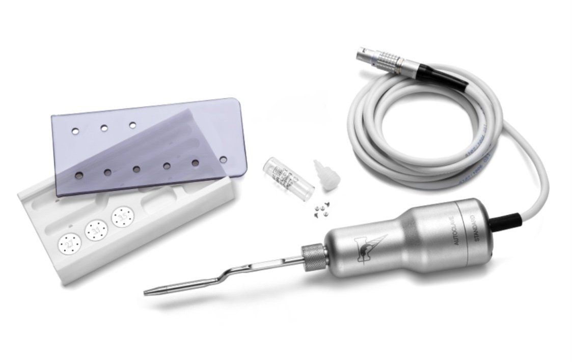 easy-pin, titan-pin, membranbefestigung, Dentingo, Magnetic Mallet, Magneticmallet, Dental, Zahnarzt, Magnethammer, Implantate, Osteotome, Bonesplitting, osseotouch, Zahnextraktion, Sofortimplantation, Knochendichte, Sinuslift, bonespreading, mkg, oralchirurgie, Kronenentferner, Sinuselevation, Knochenaugmentation, weisheitszähne, zahnchirurgie, magneticmallet.de,