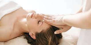 Gesichtsmassage Kladow