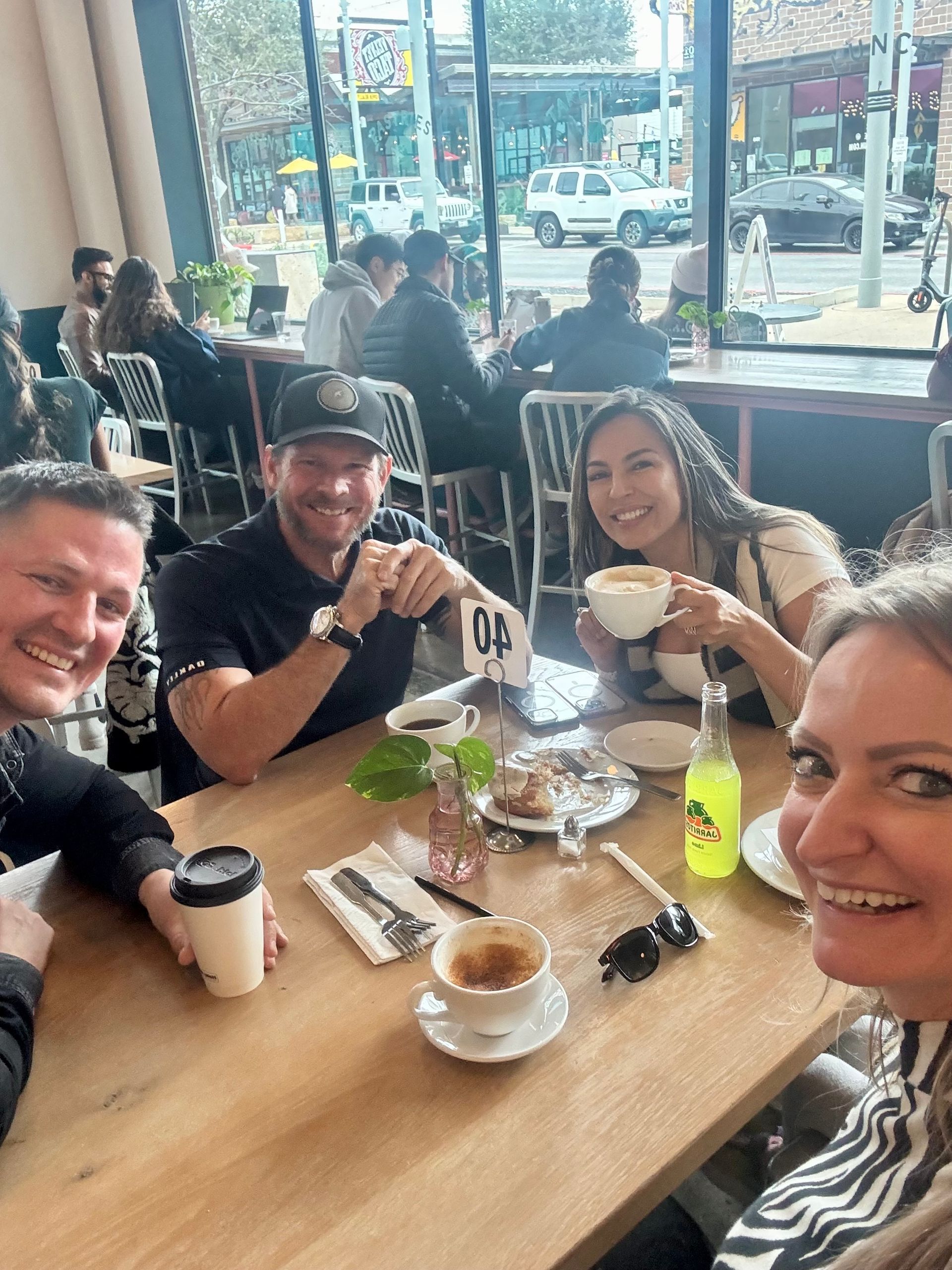 Marta Anna Schmidt zu Besuch bei einer Maklerin in den USA