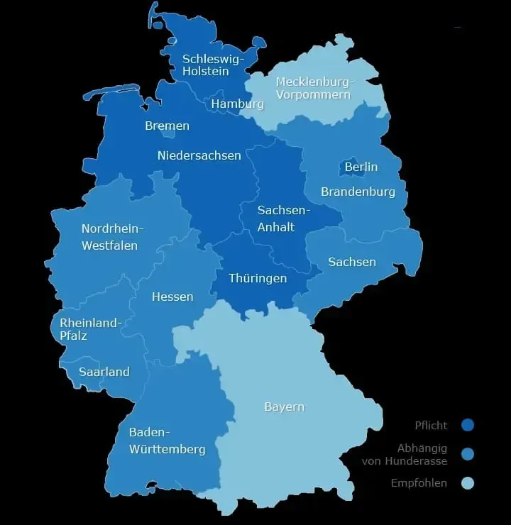 Eine Deutschlandkarte zeigt die Bundesländer mit der Versicherungspflicht für Hunde.