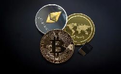 Wallets und Depots für Kryptowährungen vergleichen. Bild Krypto Coins.