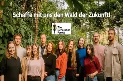 Ein Gruppenbild vom The Generation Forest eG Team für den Fingreen.de Finanzblog.