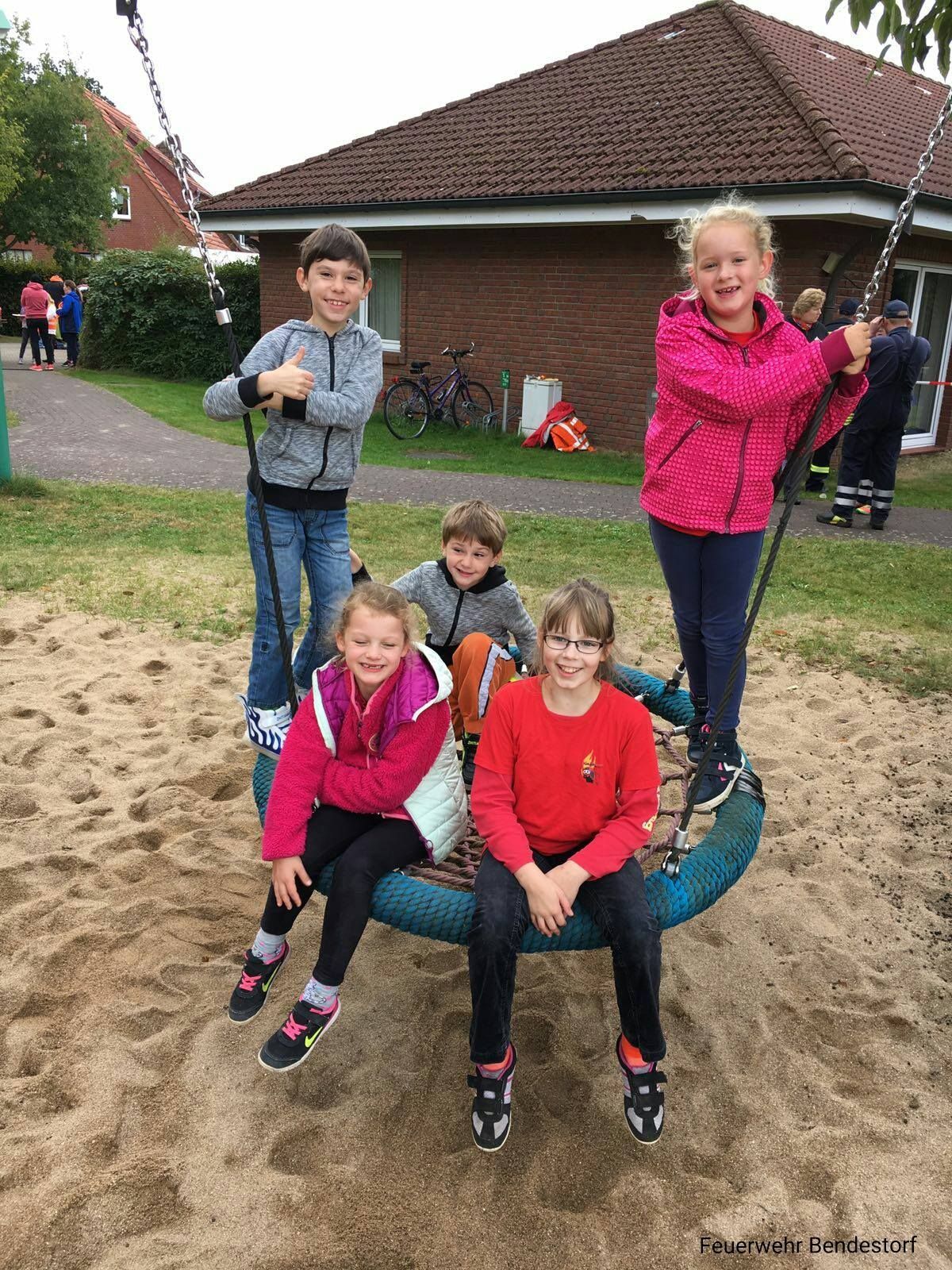 14522102_594564590751253_1701276709_o