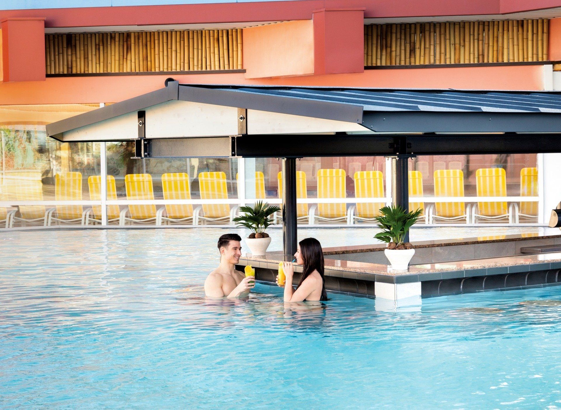 Pool-Bar für