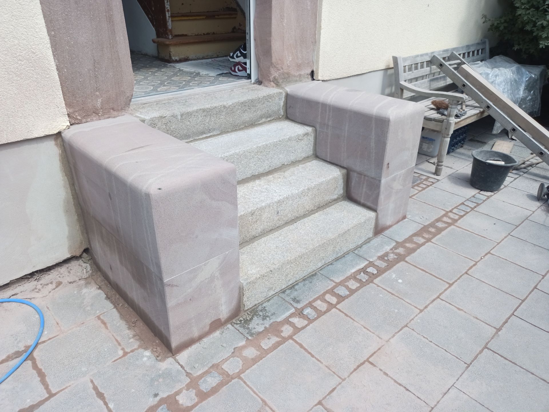 Sandsteinfassade aus Olsbrücker Sandstein - Nachher