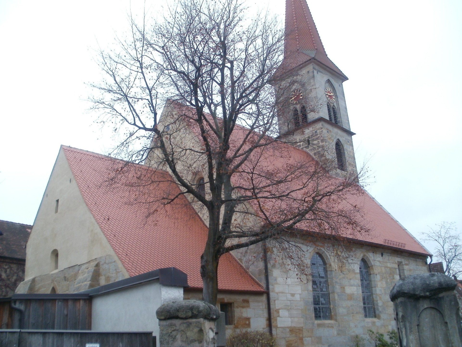 Restaurierungsarbeiten an der St. Bartholomäus-Kirche in Eschenau