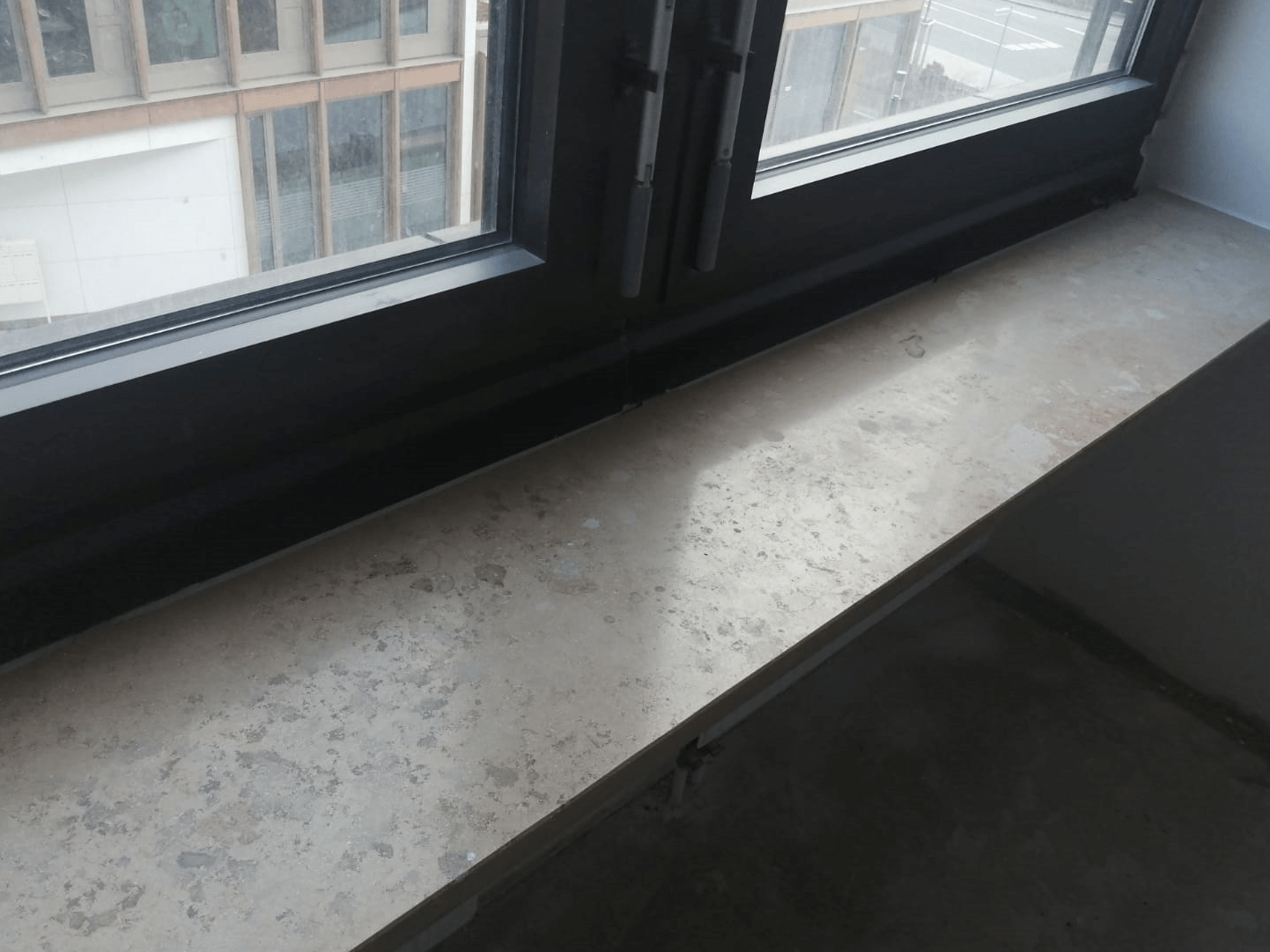 Granit polieren Fensterbank