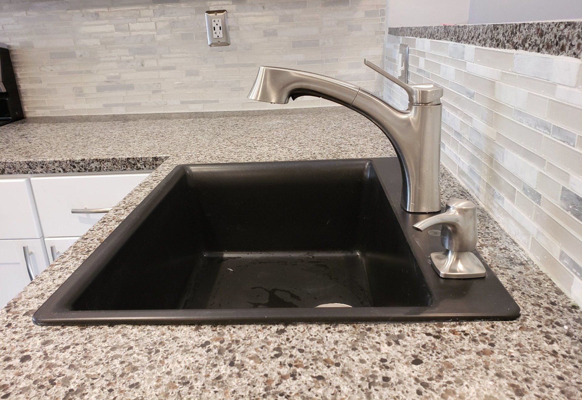 Before/after collage of bathroom remodel in Willow Grove