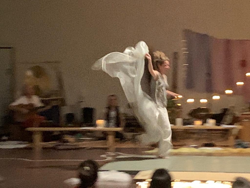 Danse en Expression Sensitive® avec Nathalie Green de Dans ta vie Danse en Expression Sensitive® avec Nathalie Green de Dans ta vie