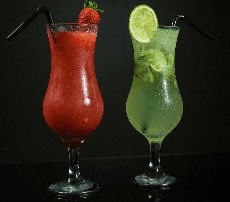 Smoothies, frische Säfte, Cocktails, Sektempfang Smoothies, frische Säfte, Cocktails, Sektempfang