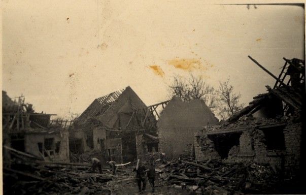Foto Folgen eines Luftminenangriffs zweiter Weltkrieg