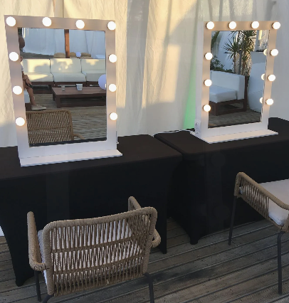Alquiler de espejos de maquillaje para eventos en Málaga