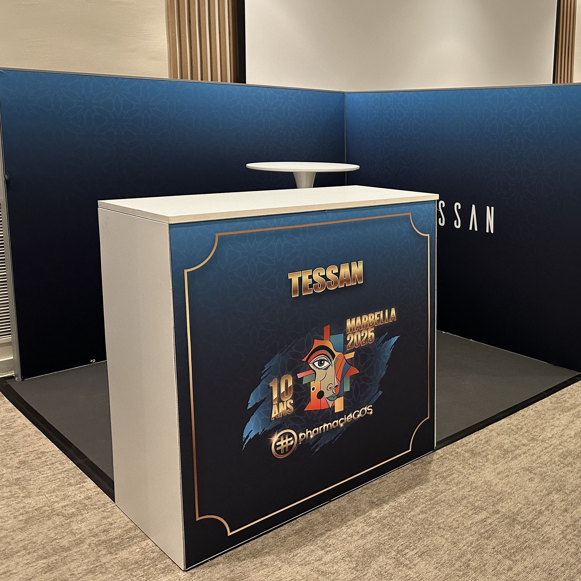 Alquiler y montaje de boothbeMartix en Malaga