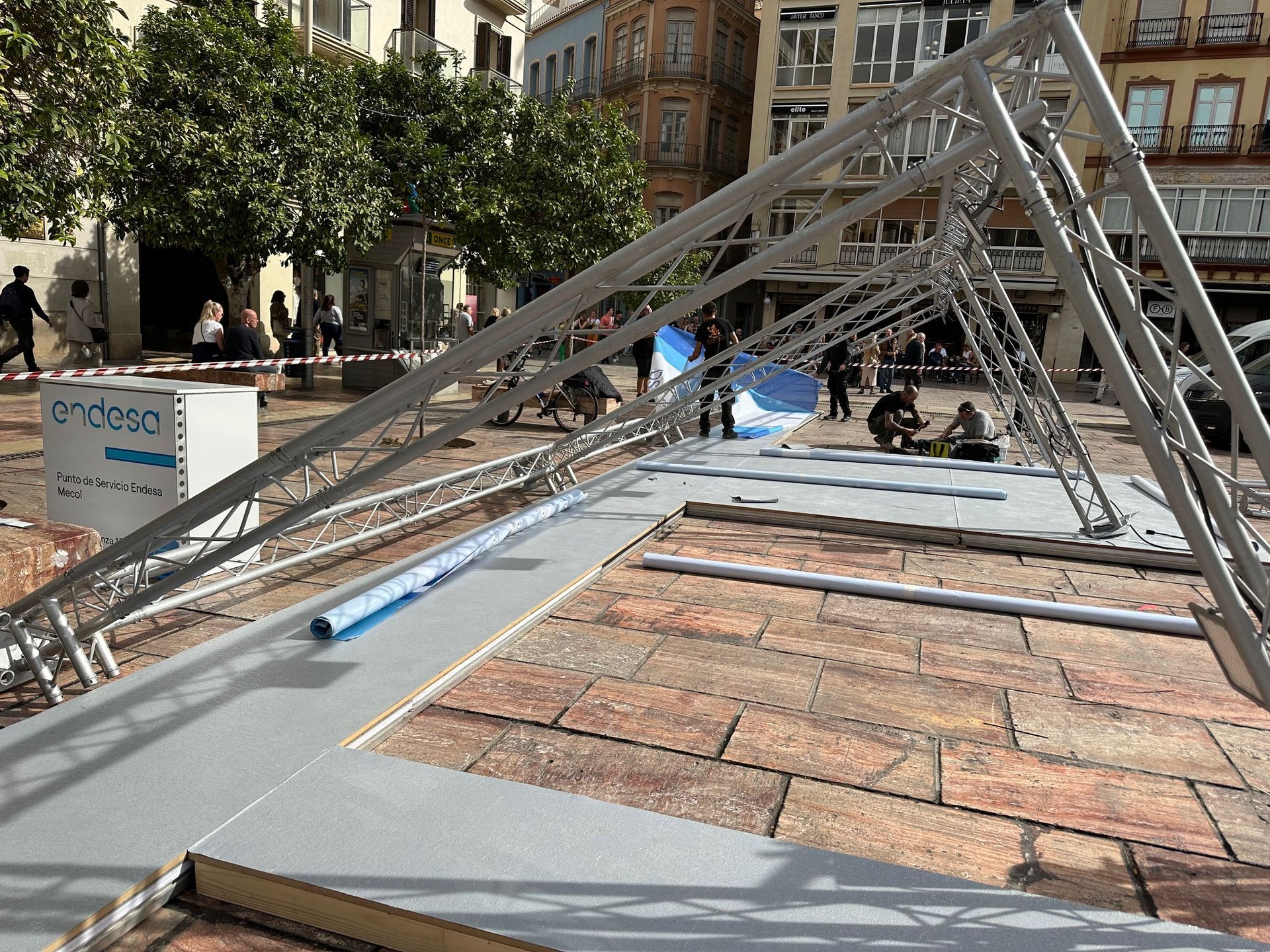 Estructura exterior resistente para activación en Málaga