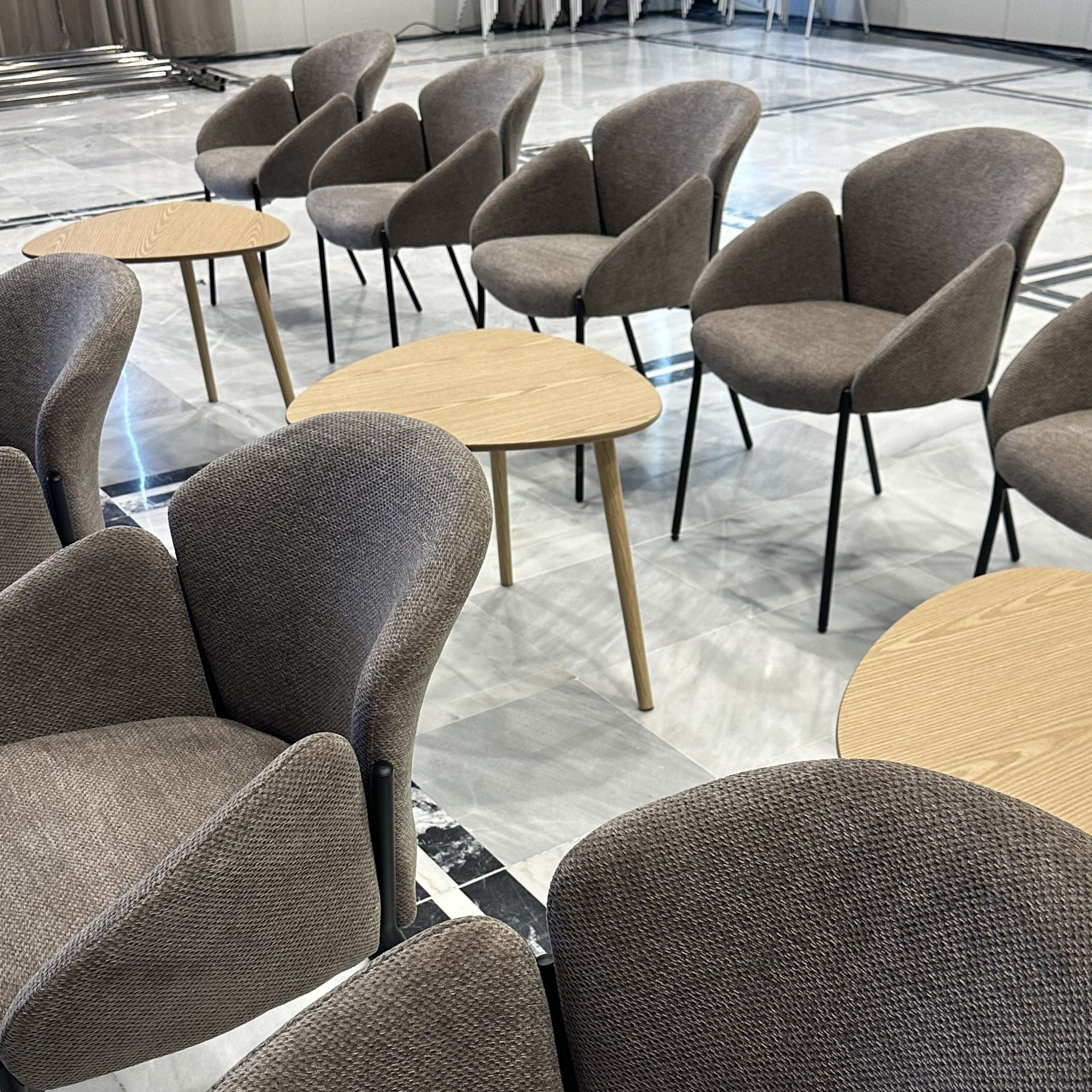 Alquiler de mobiliario corporativo en Málaga