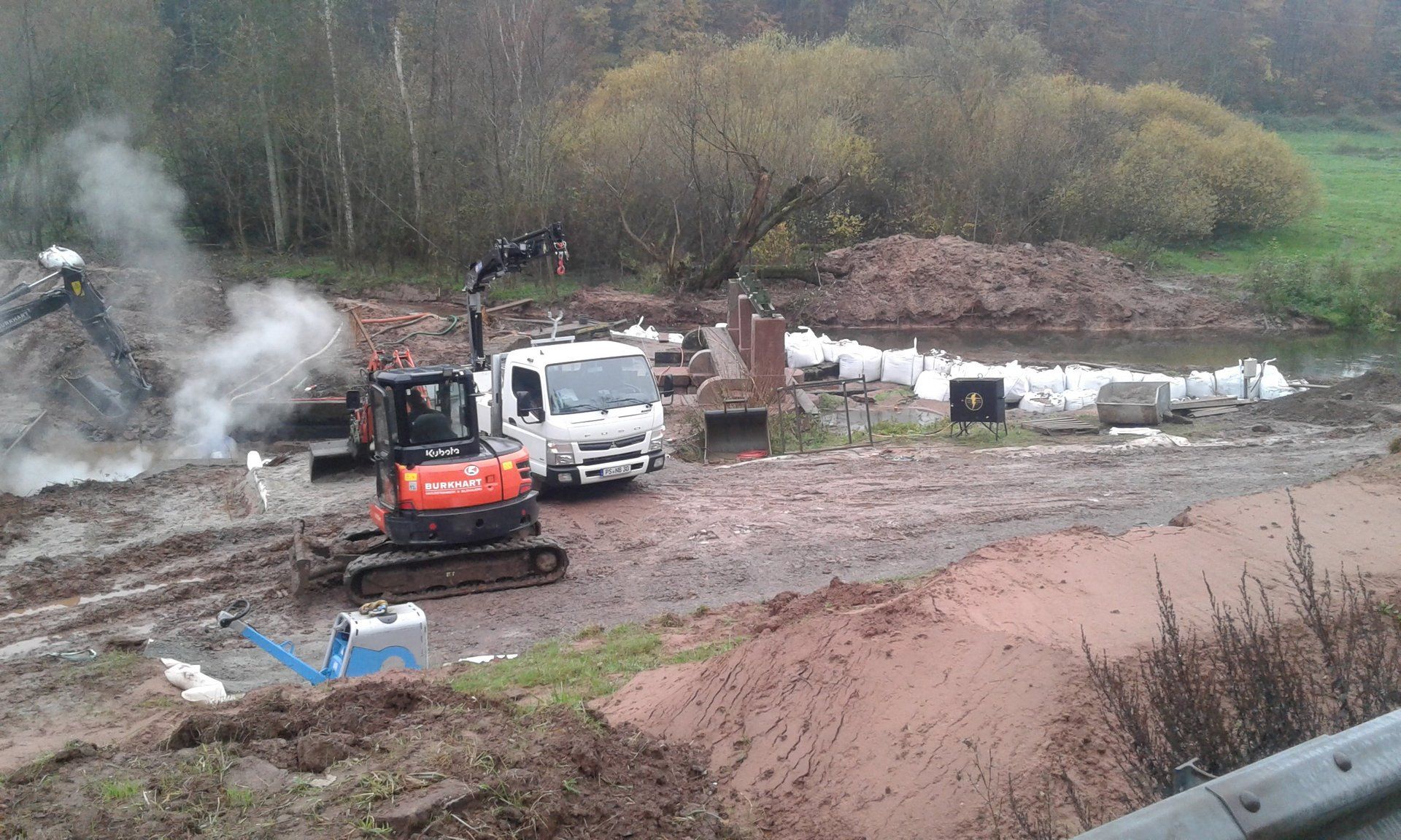 Baustrom mit 500 M Zuleitung zur Sanierung der Wehranlage an der Wieslauter